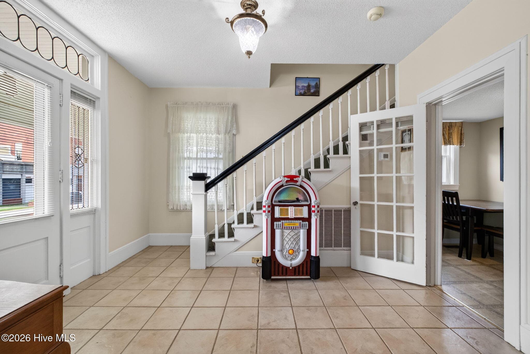 Single Family Residence at 306 S James Street, Goldsboro, NC 27530, photo 8 of 52