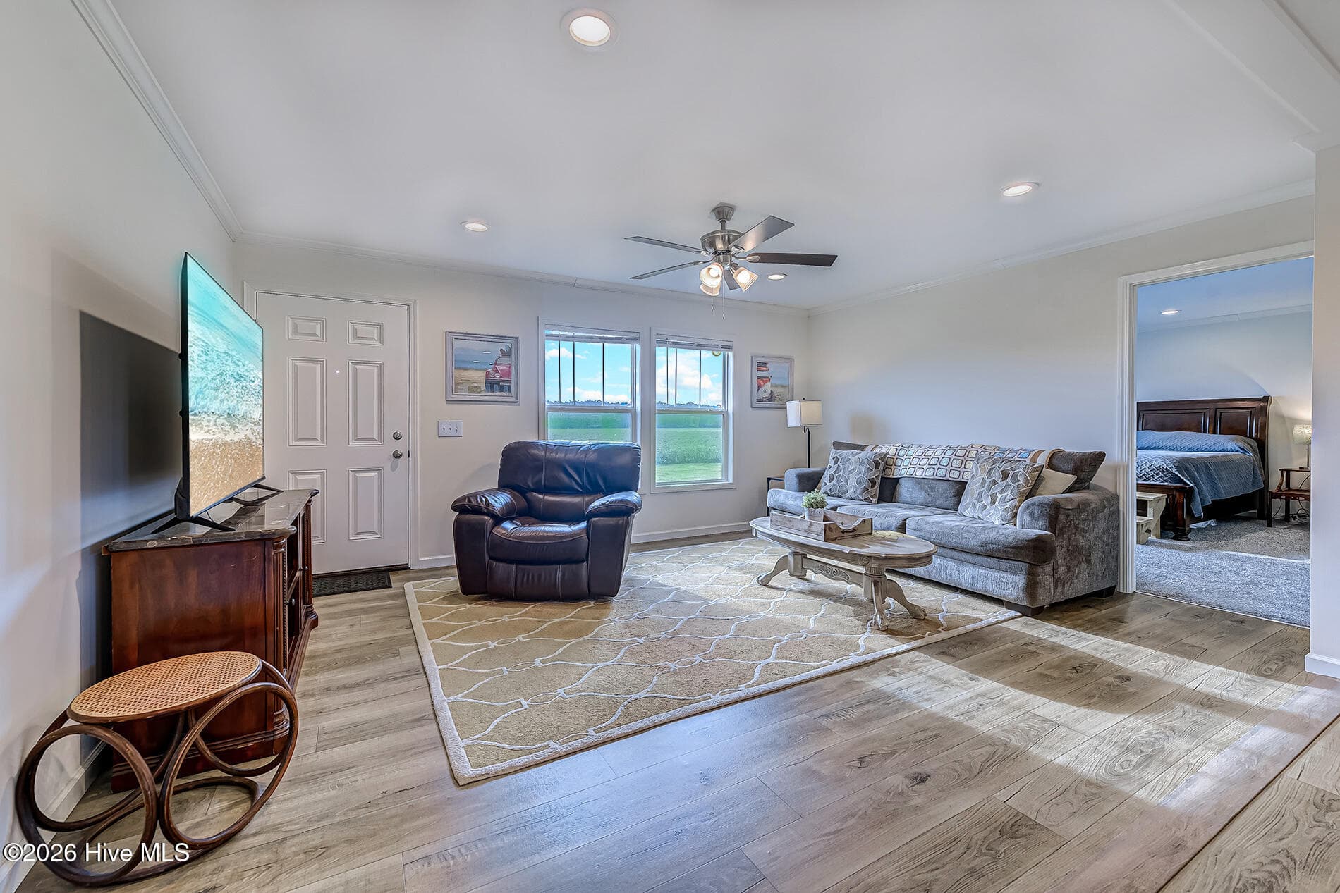 Manufactured Home at 870 Highpockets Place, Latta, SC 29565, photo 14 of 36
