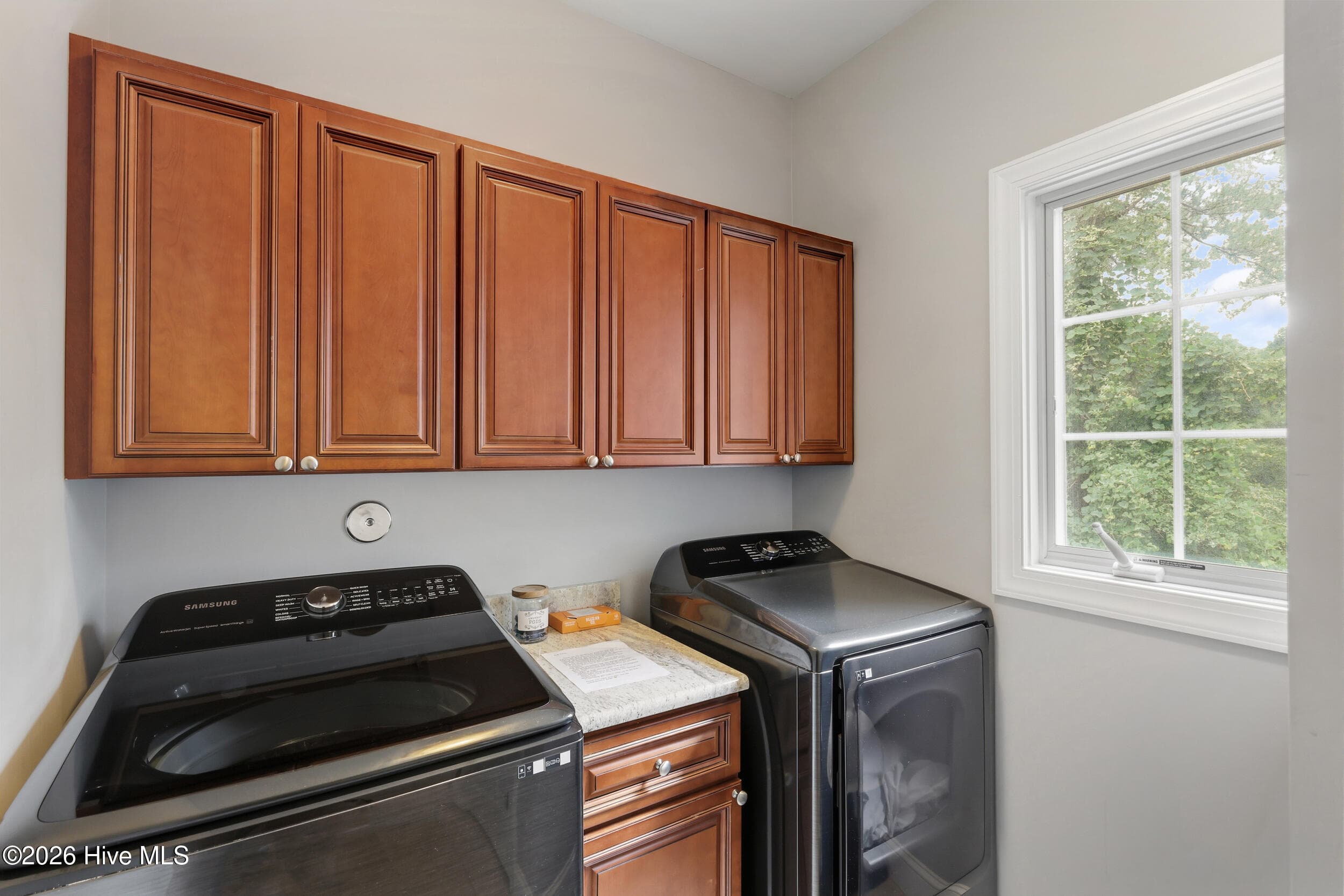 Single Family Residence at 4806 Collegiate Drive, Wilmington, NC 28403, photo 4 of 6