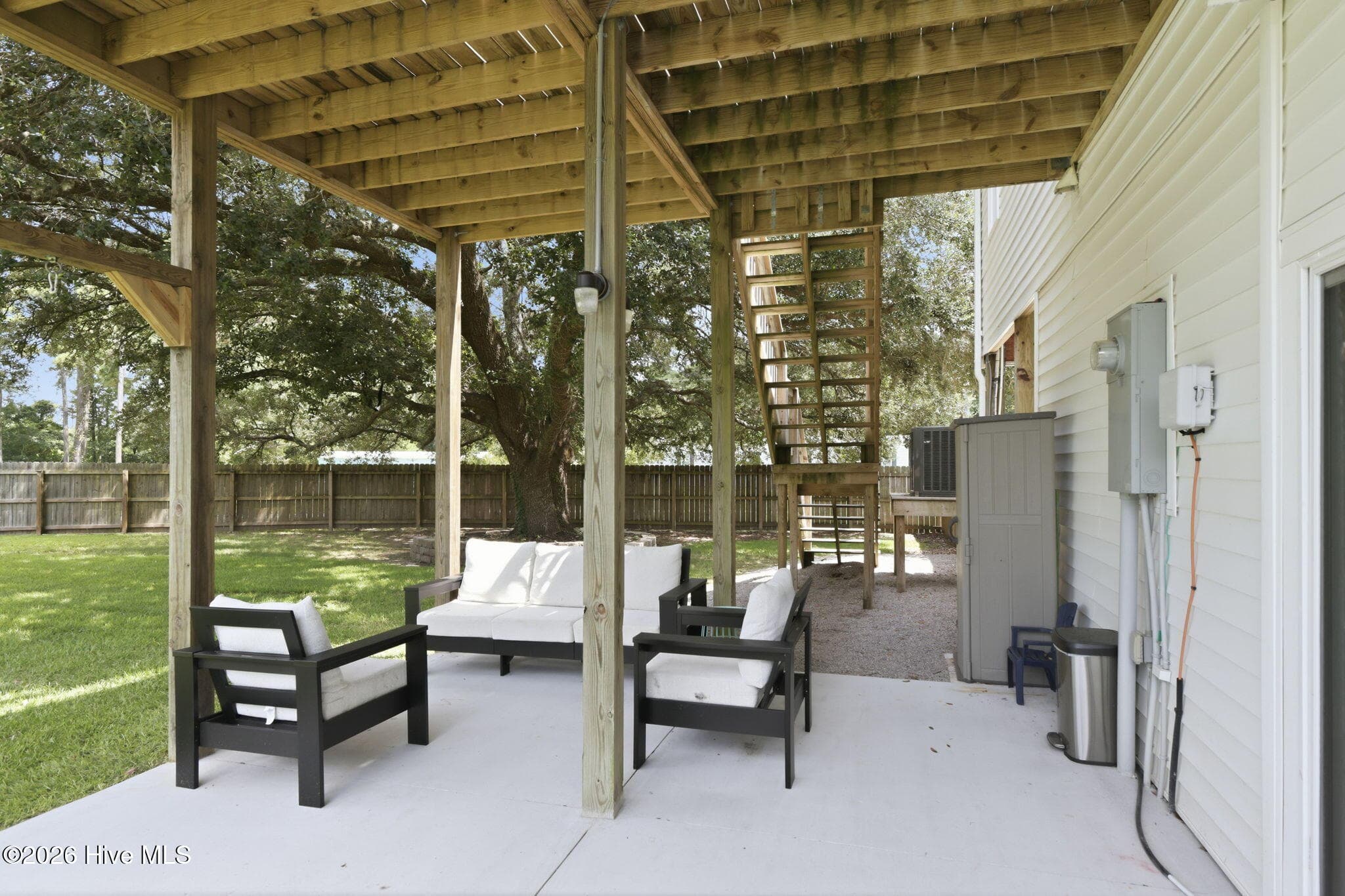 Single Family Residence at 1422 Harkers Island Road, Beaufort, NC 28516, photo 31 of 50