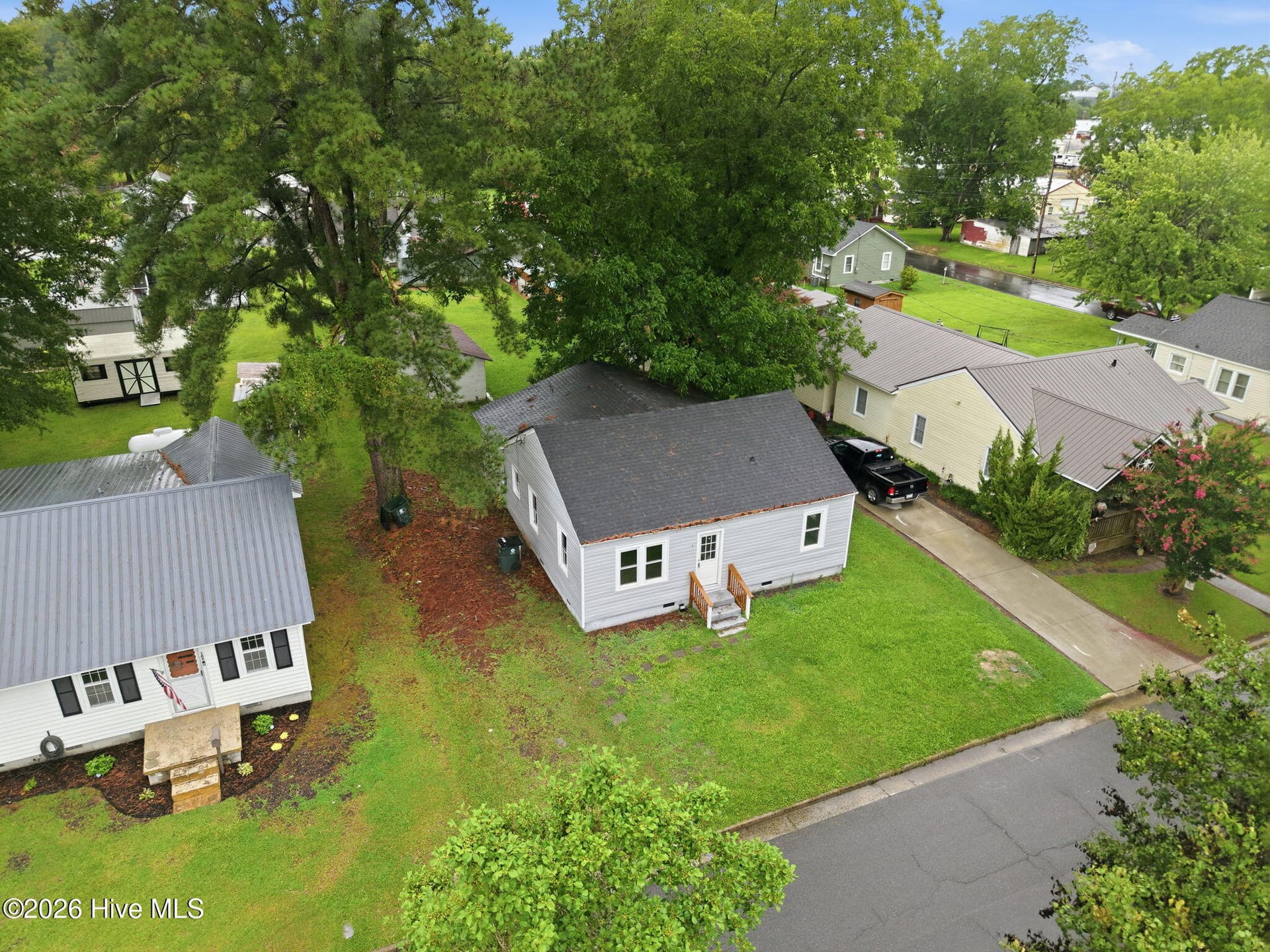 Single Family Residence at 109 Fairview Street, Williamston, NC 27892, photo 4 of 40
