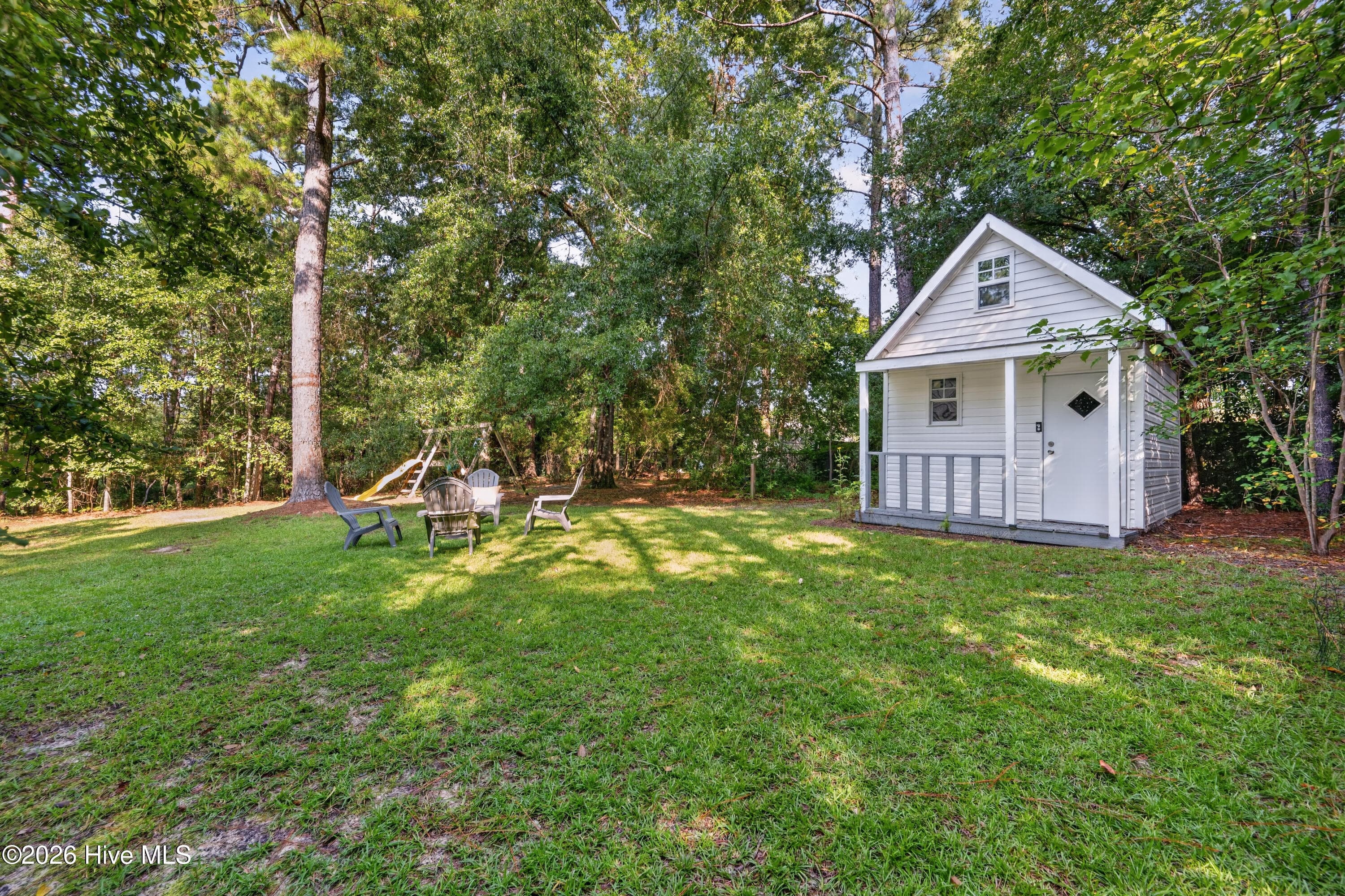 Single Family Residence at 204 Buck Point Court, Aiken, SC 29803, photo 8 of 36