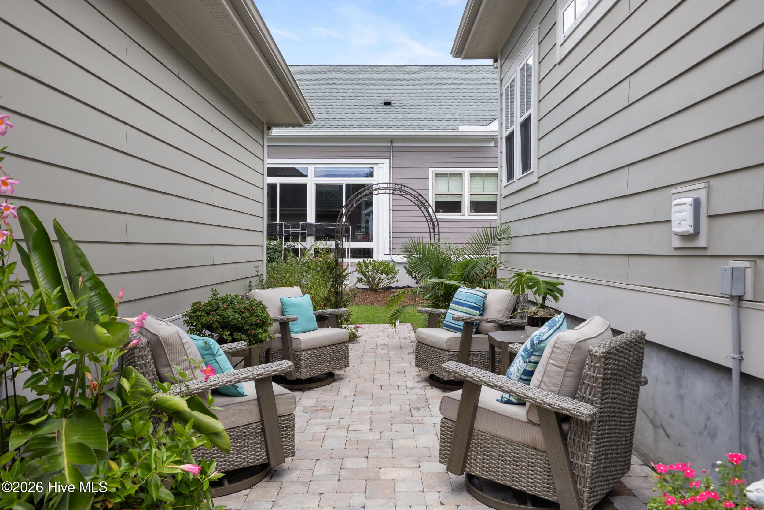Outdoor living - 409 Cornubia Drive, Castle Hayne, NC 28429