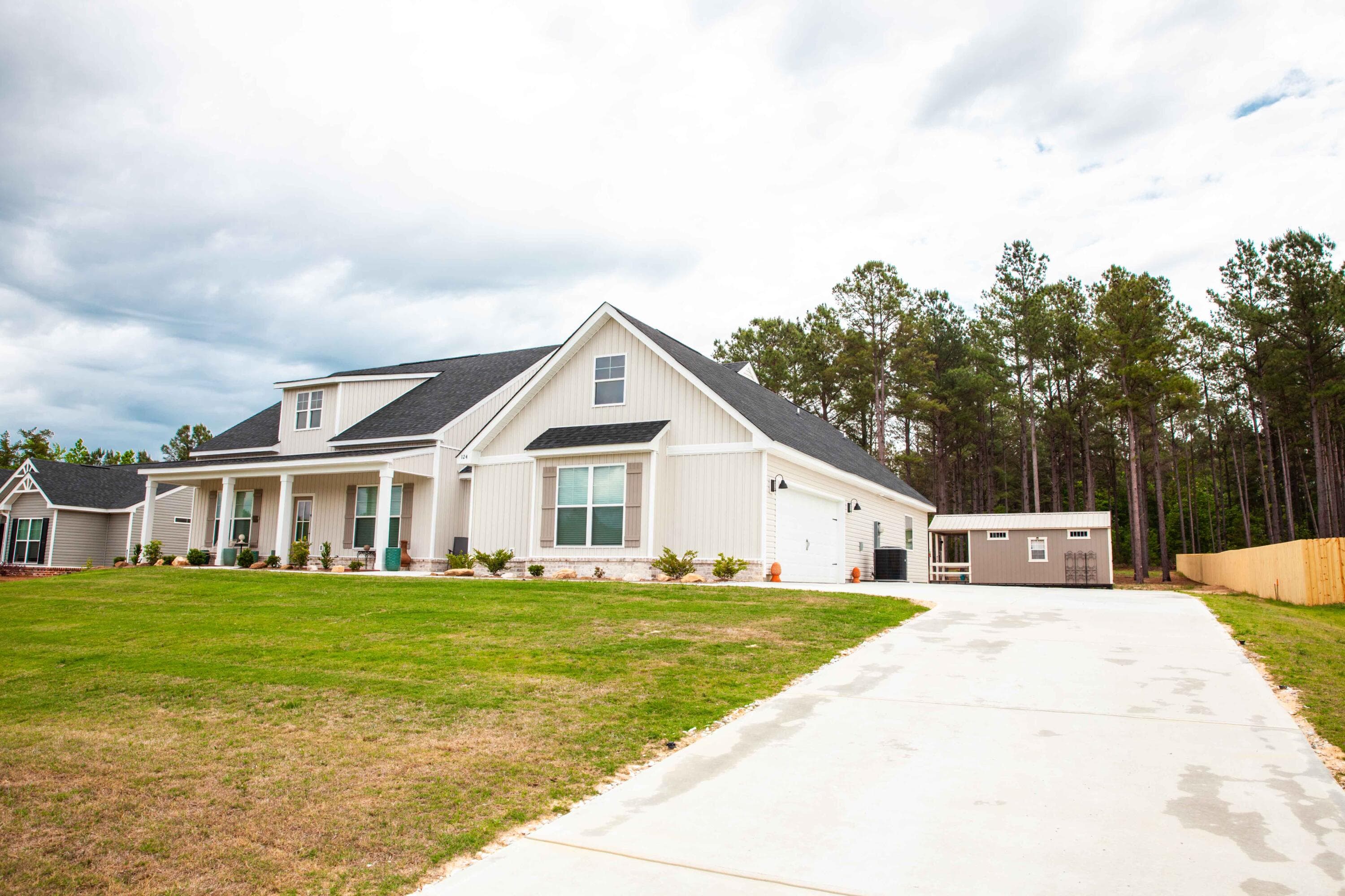 Single Family Residence at 124 Willow Oak Circle, Thomson, GA 30824, photo 4 of 42