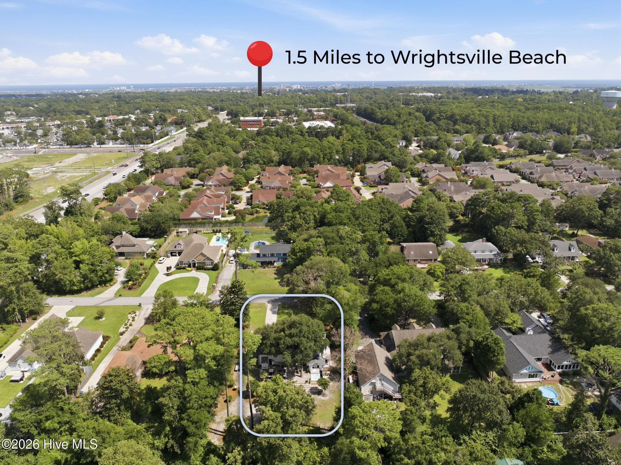 Single Family Residence at 116 Cavalier Drive, Wilmington, NC 28403, photo 2 of 64