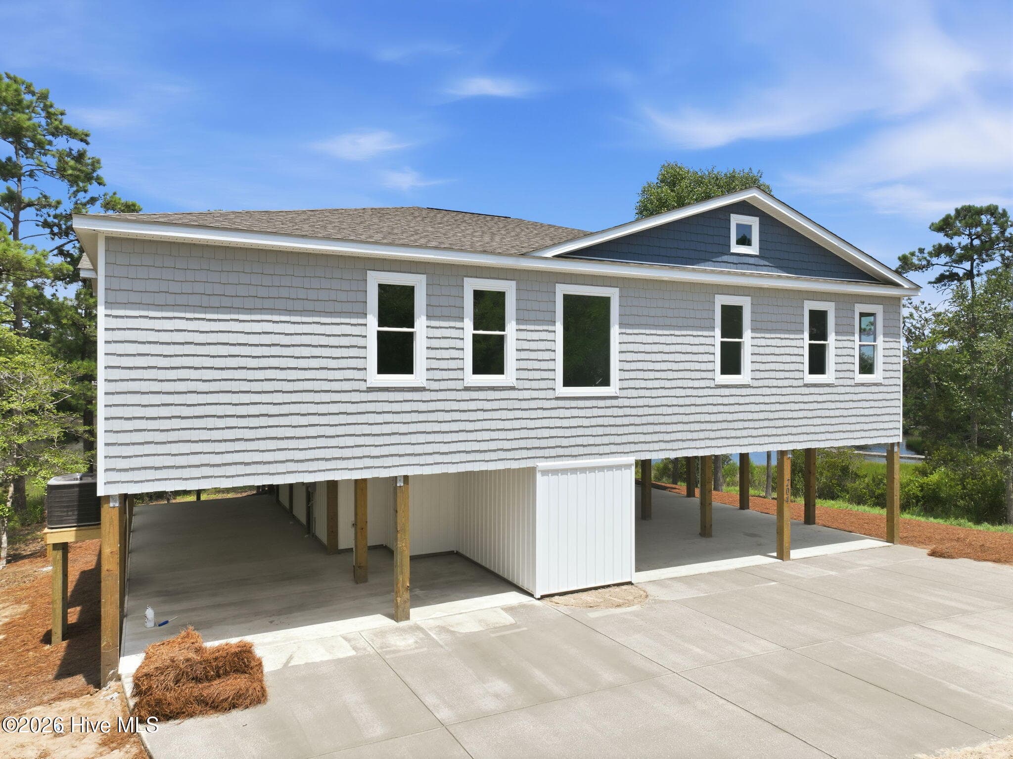 204 Ashley Place, Swansboro, NC 28584