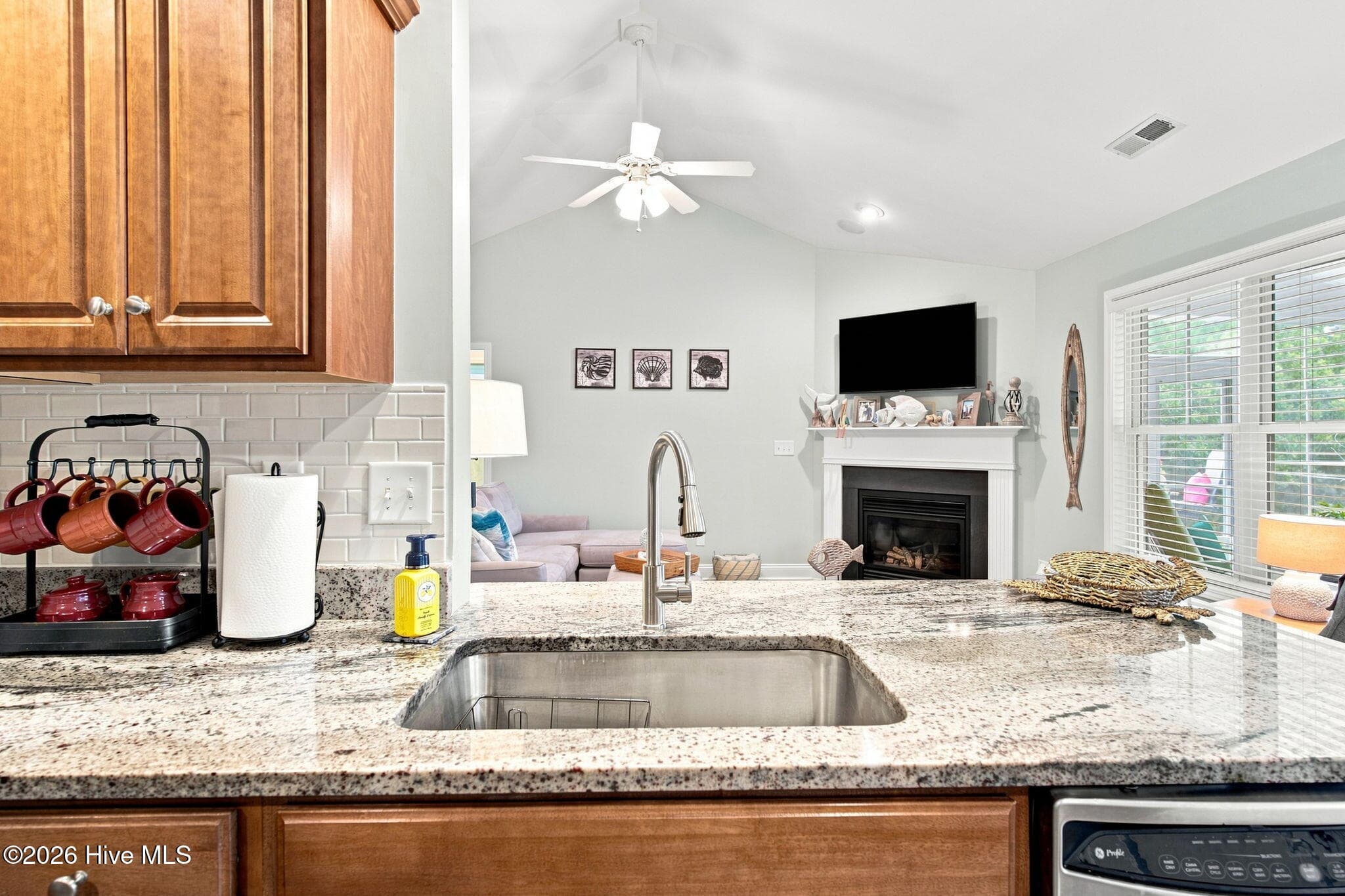 Single Family Residence at 1040 Lanterns Lane, Leland, NC 28451, photo 17 of 66