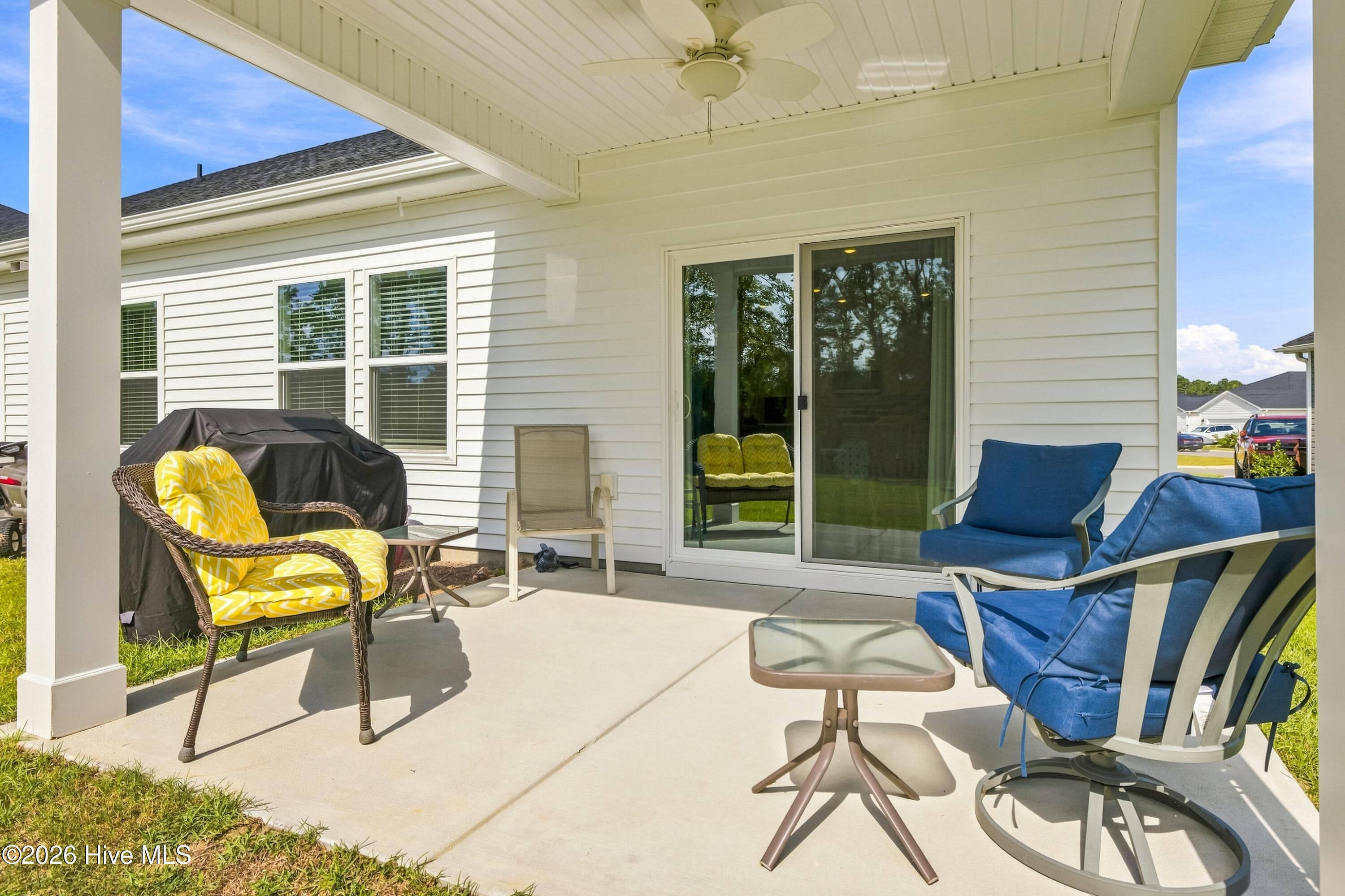 Single Family Residence at 605 Blackthorne Circle NW, Calabash, NC 28467, photo 35 of 53