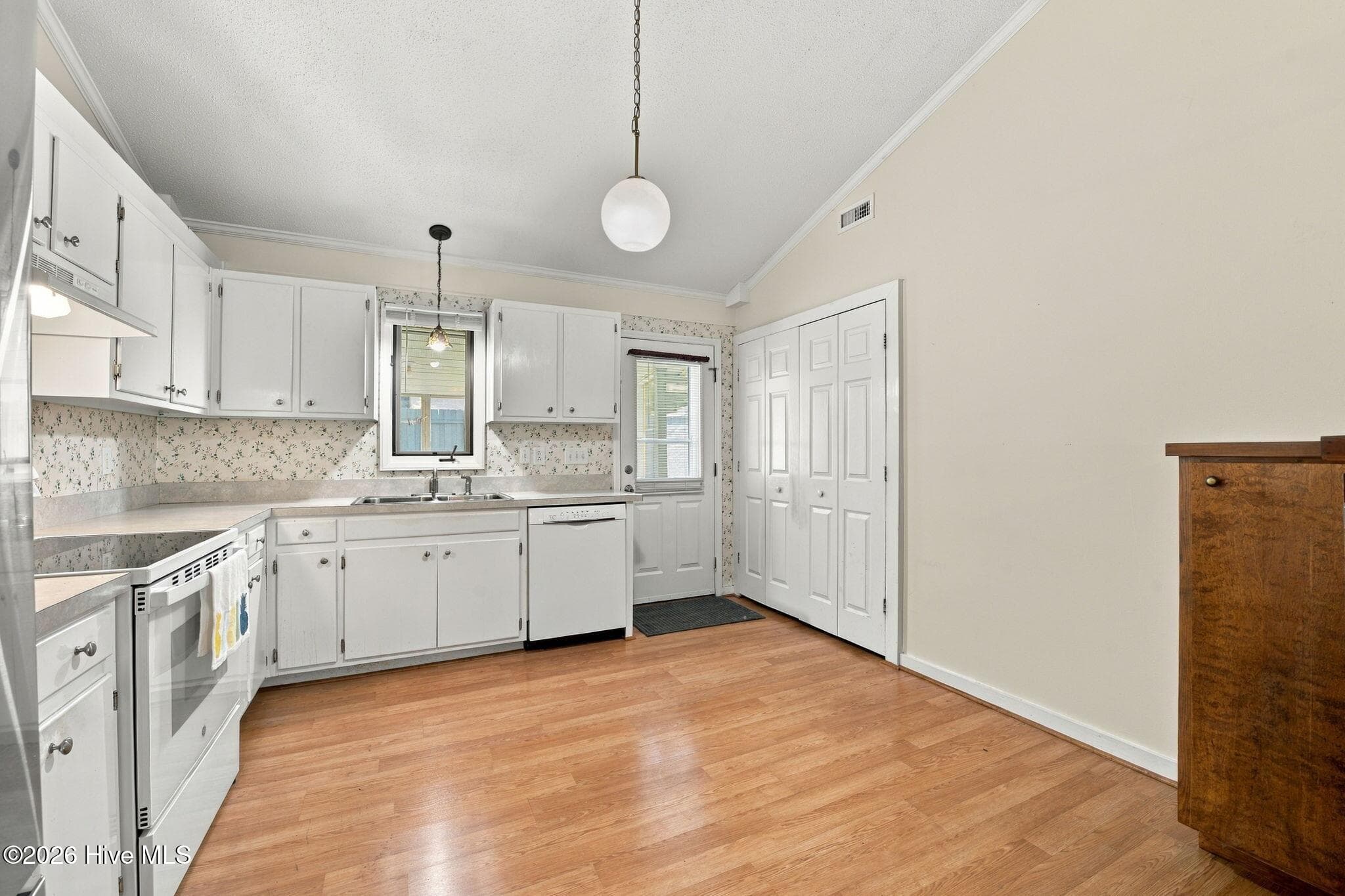 Single Family Residence at 1504 Princeton Lane A, New Bern, NC 28562, photo 14 of 41