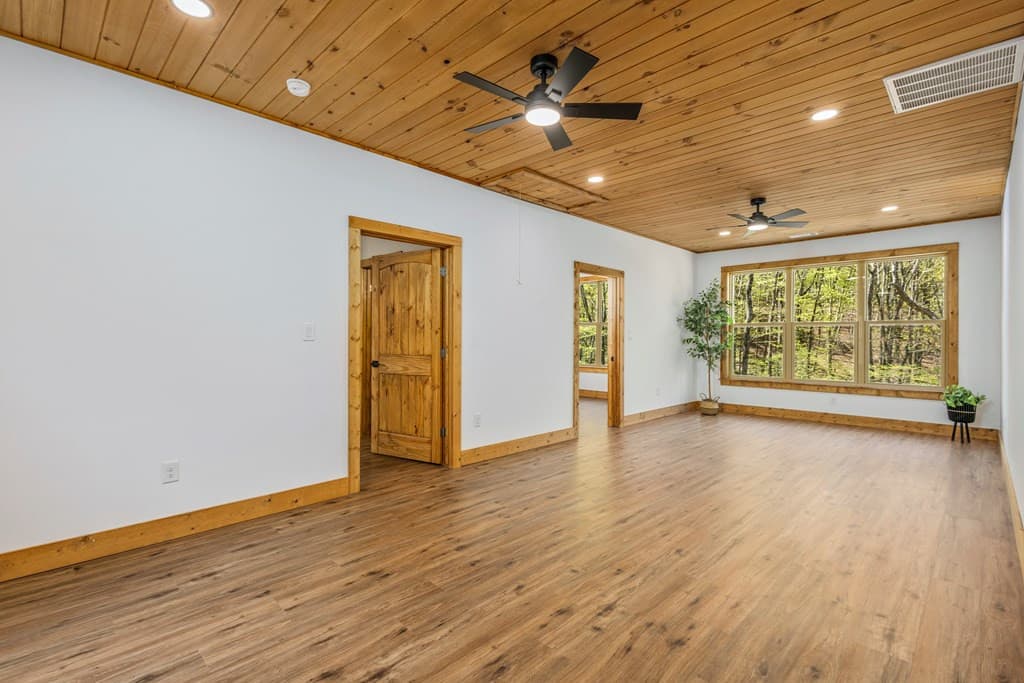 Single Family Residence at 342 Hunter Ridge, Murphy, NC 28906, photo 58 of 82