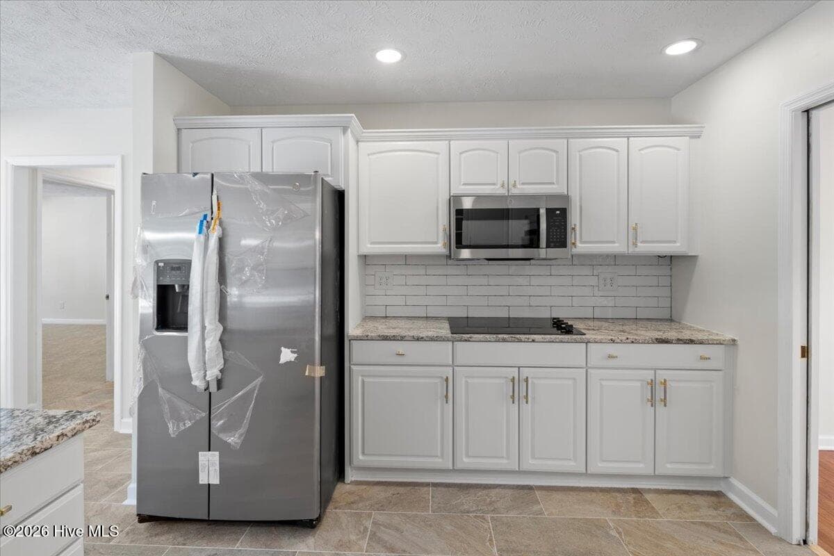 Single Family Residence at 30 Birdie Drive, Whispering Pines, NC 28327, photo 11 of 26