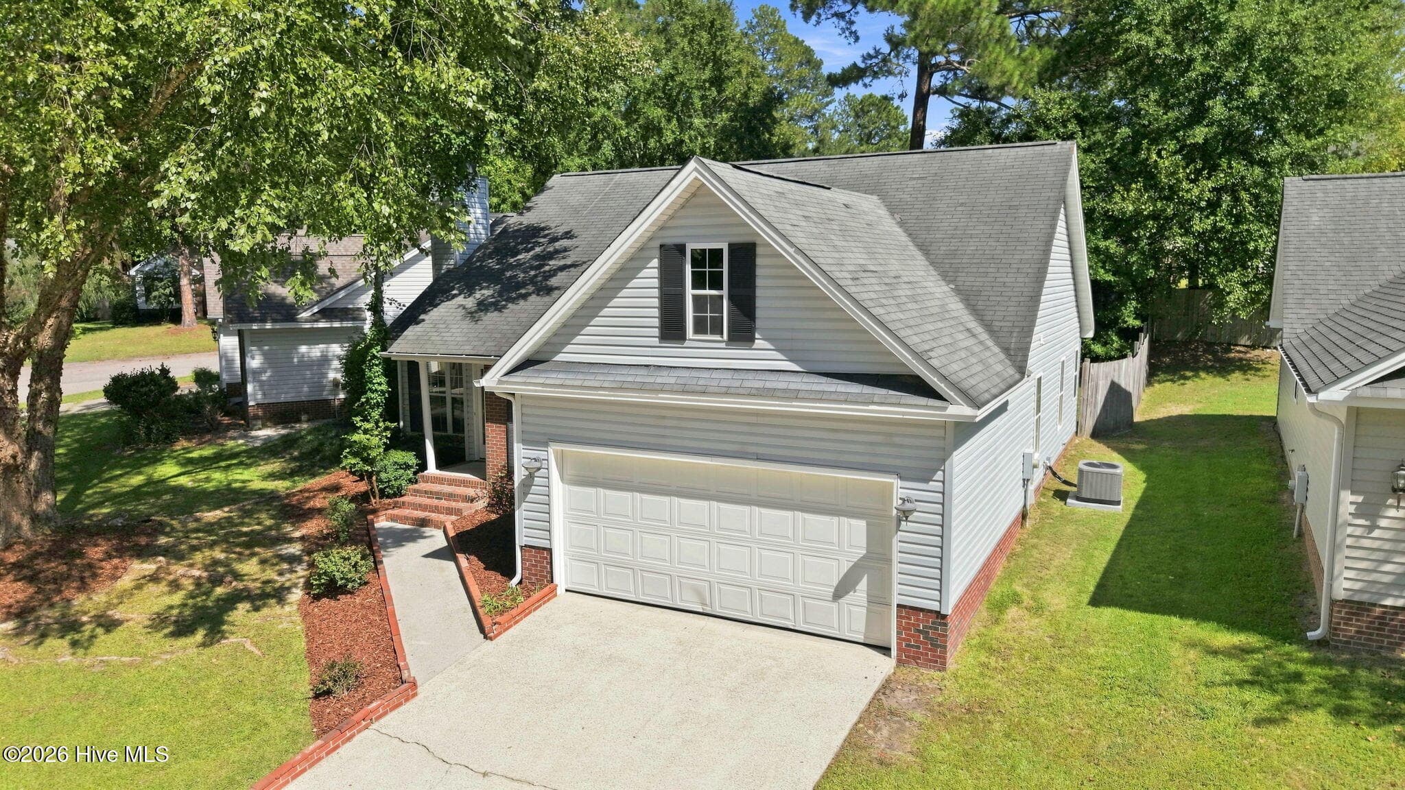 Single Family Residence at 133 Kensington Way, Aberdeen, NC 28315, photo 5 of 38
