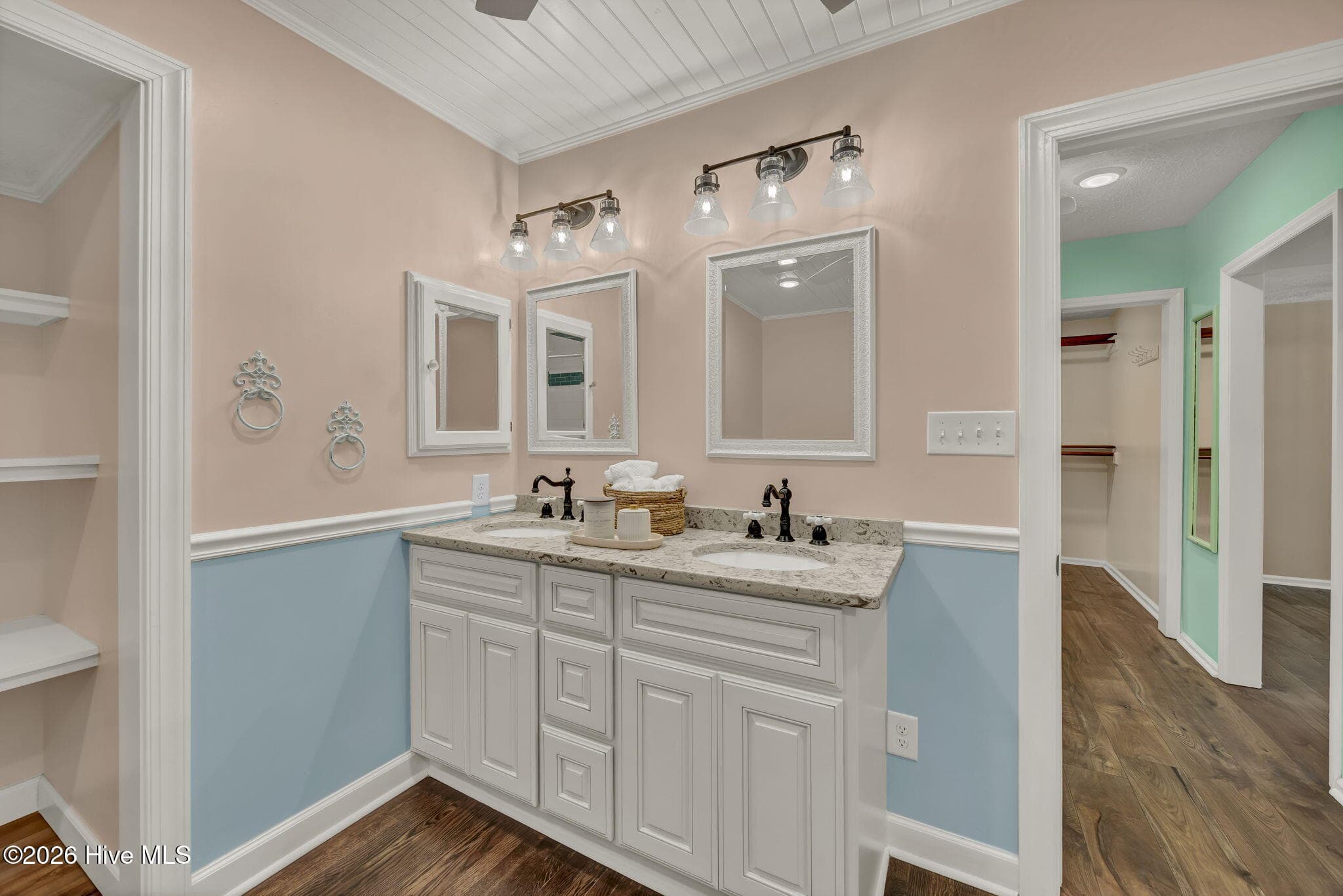 Single Family Residence at 926 Fort Fisher Boulevard S, Kure Beach, NC 28449, photo 26 of 40