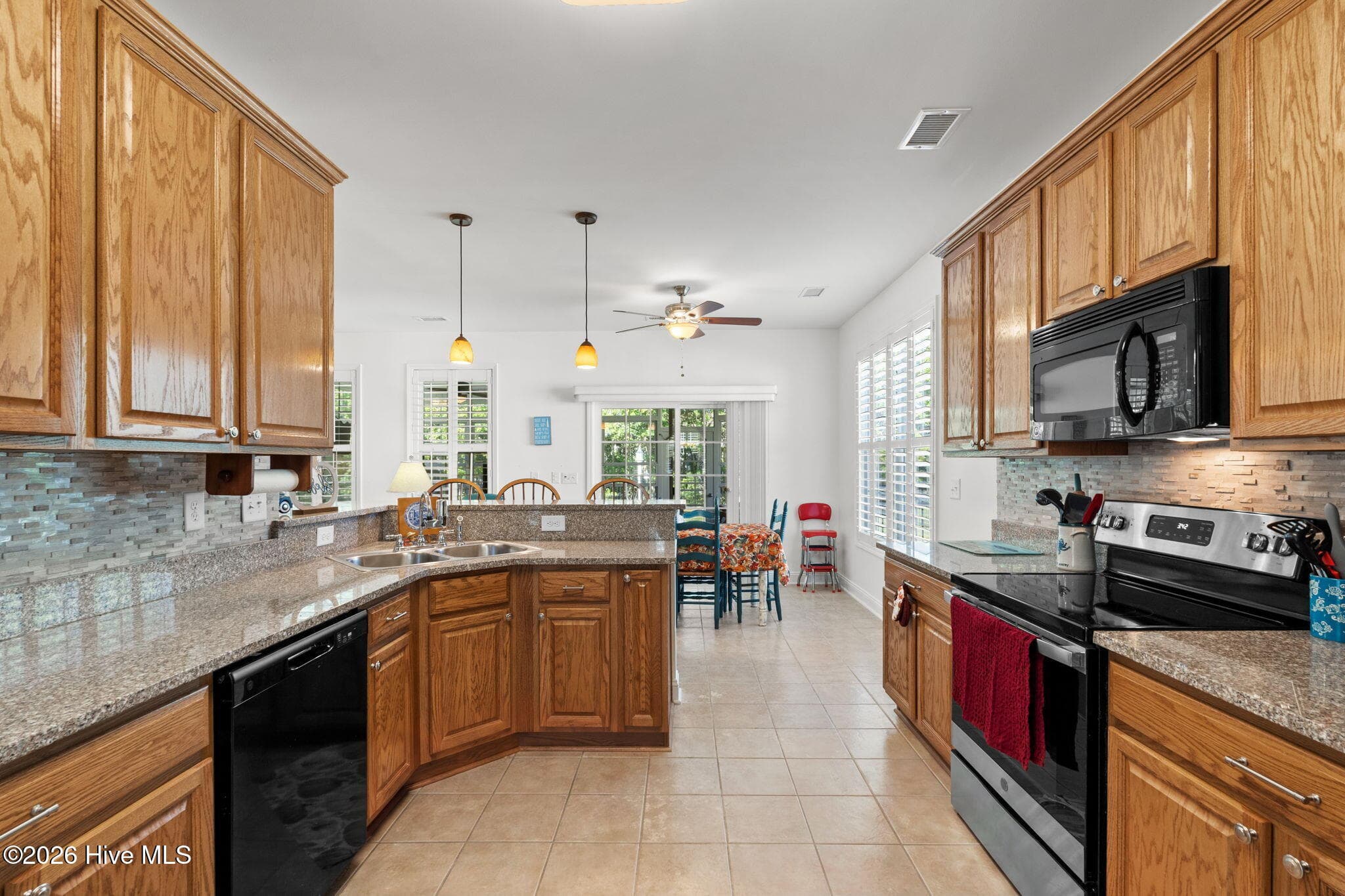 Single Family Residence at 256 Downing Glen Place, Calabash, NC 28467, photo 9 of 43