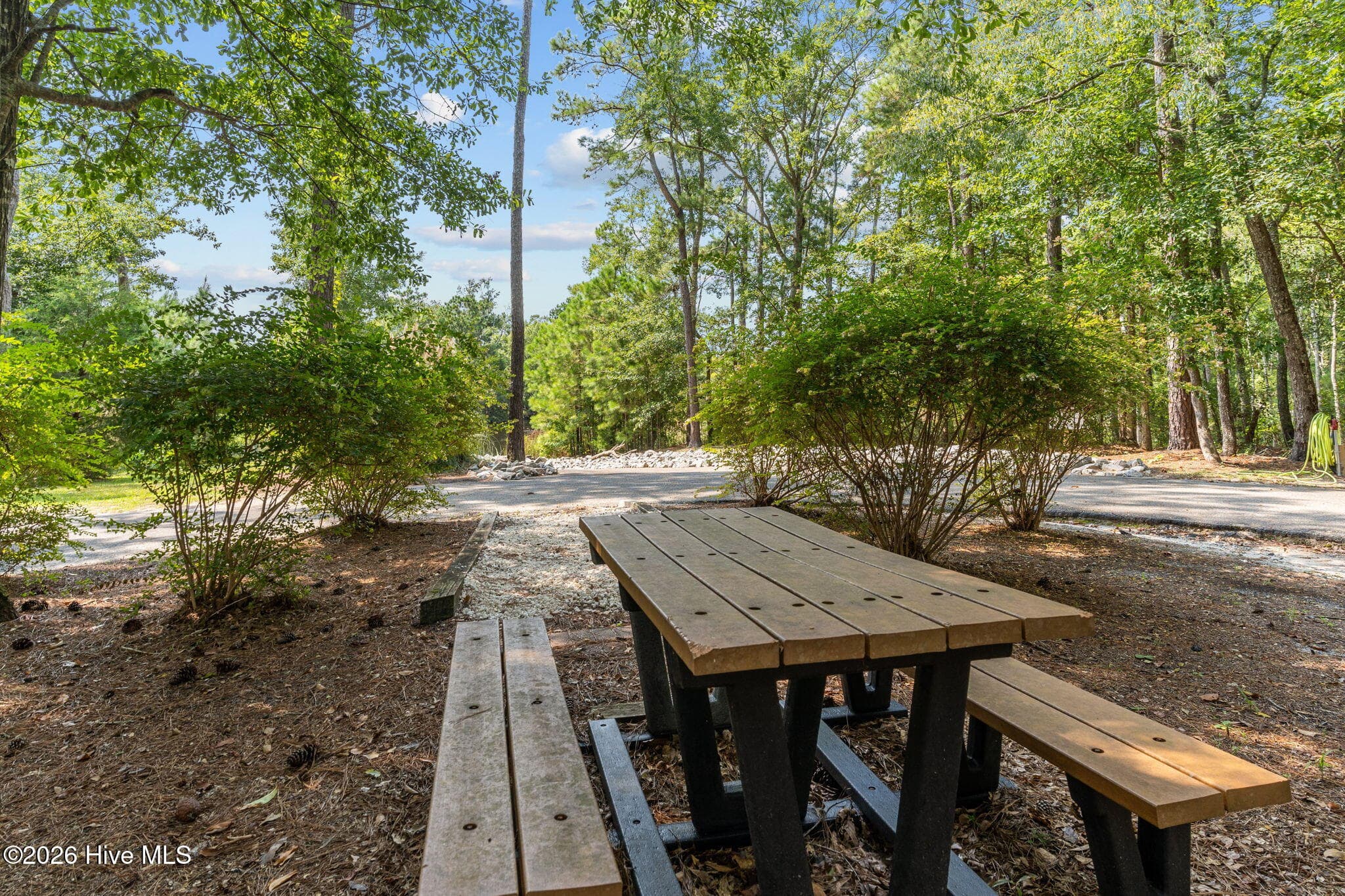 picnic area - 776 Breezewood Drive SE, Bolivia, NC 28422
