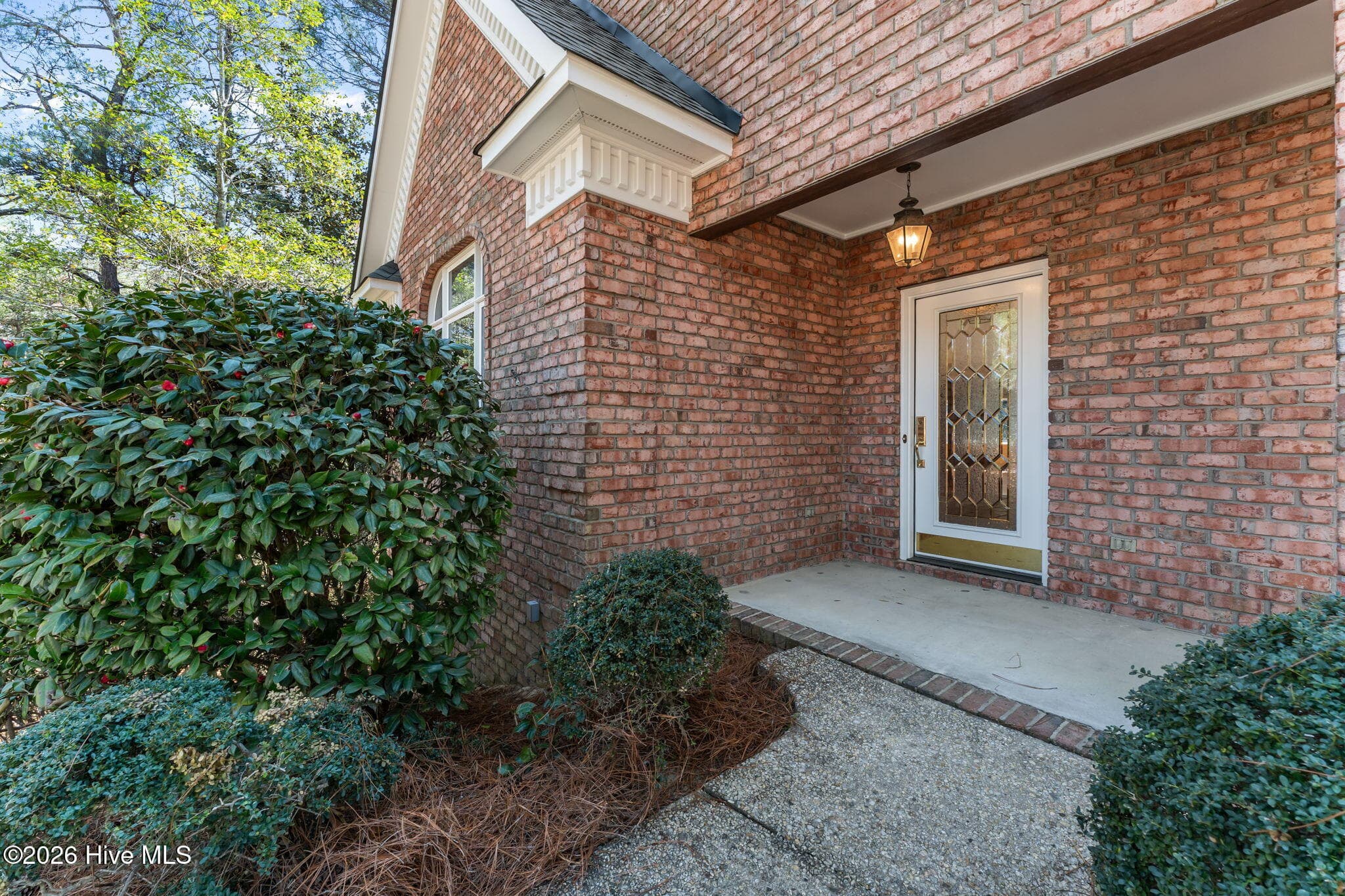 Approaching the front entrance. - 22 Lochmere Drive, Pinehurst, NC 28374