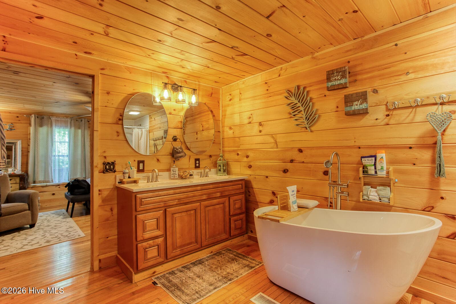 Manufactured Home at 447 Anderson Creek, Robbinsville, NC 28771, photo 25 of 98