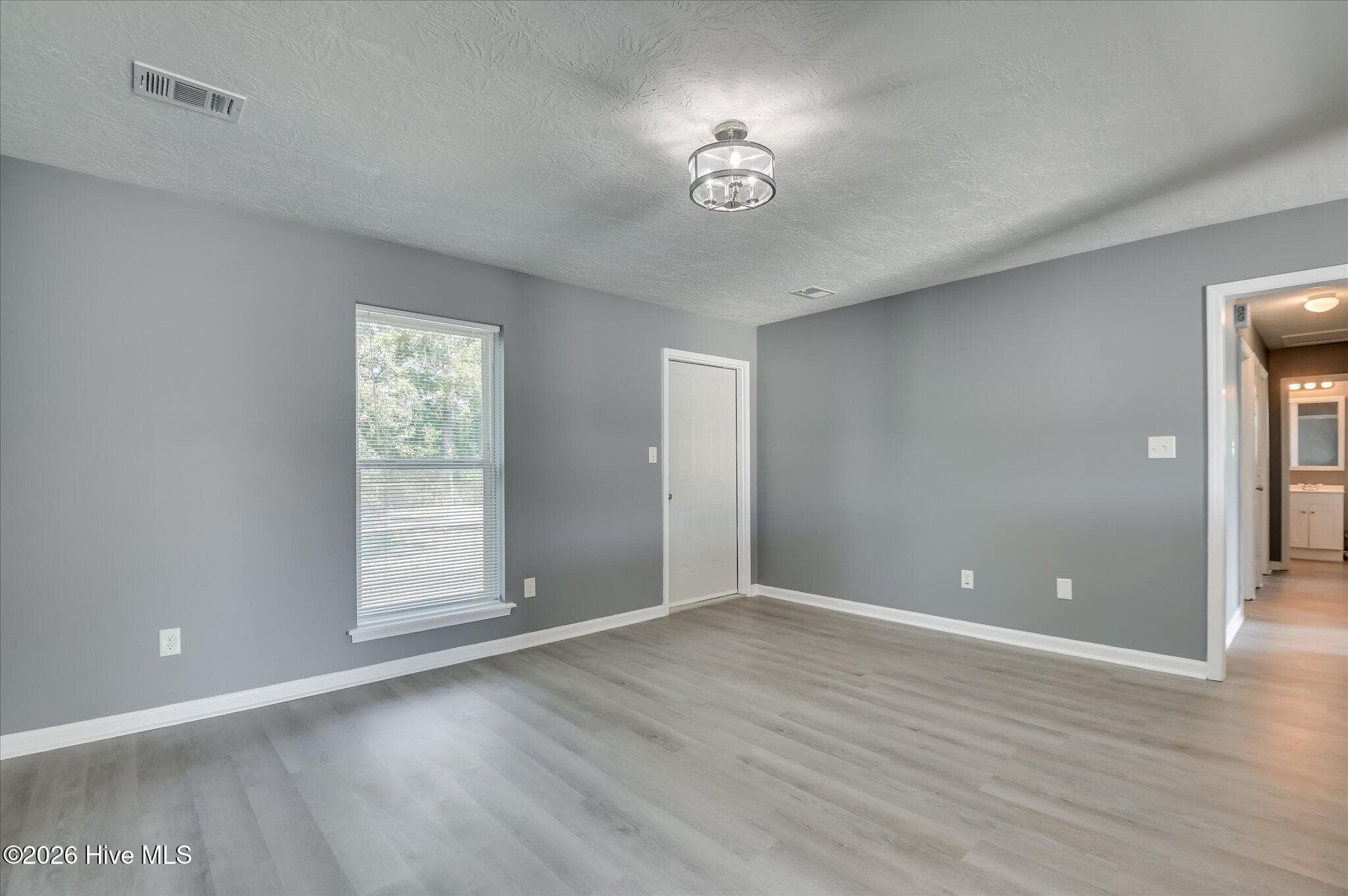 Single Family Residence at 3219 Gerald Drive E, Augusta, GA 30906, photo 8 of 37
