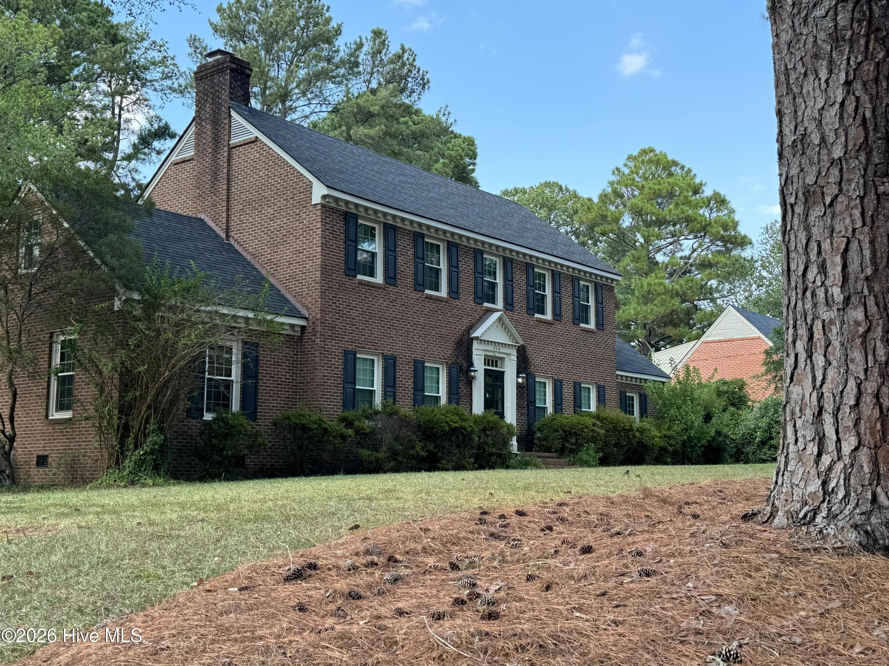 Single Family Residence at 314 Canterbury Road NW, Wilson, NC 27896, photo 7 of 36