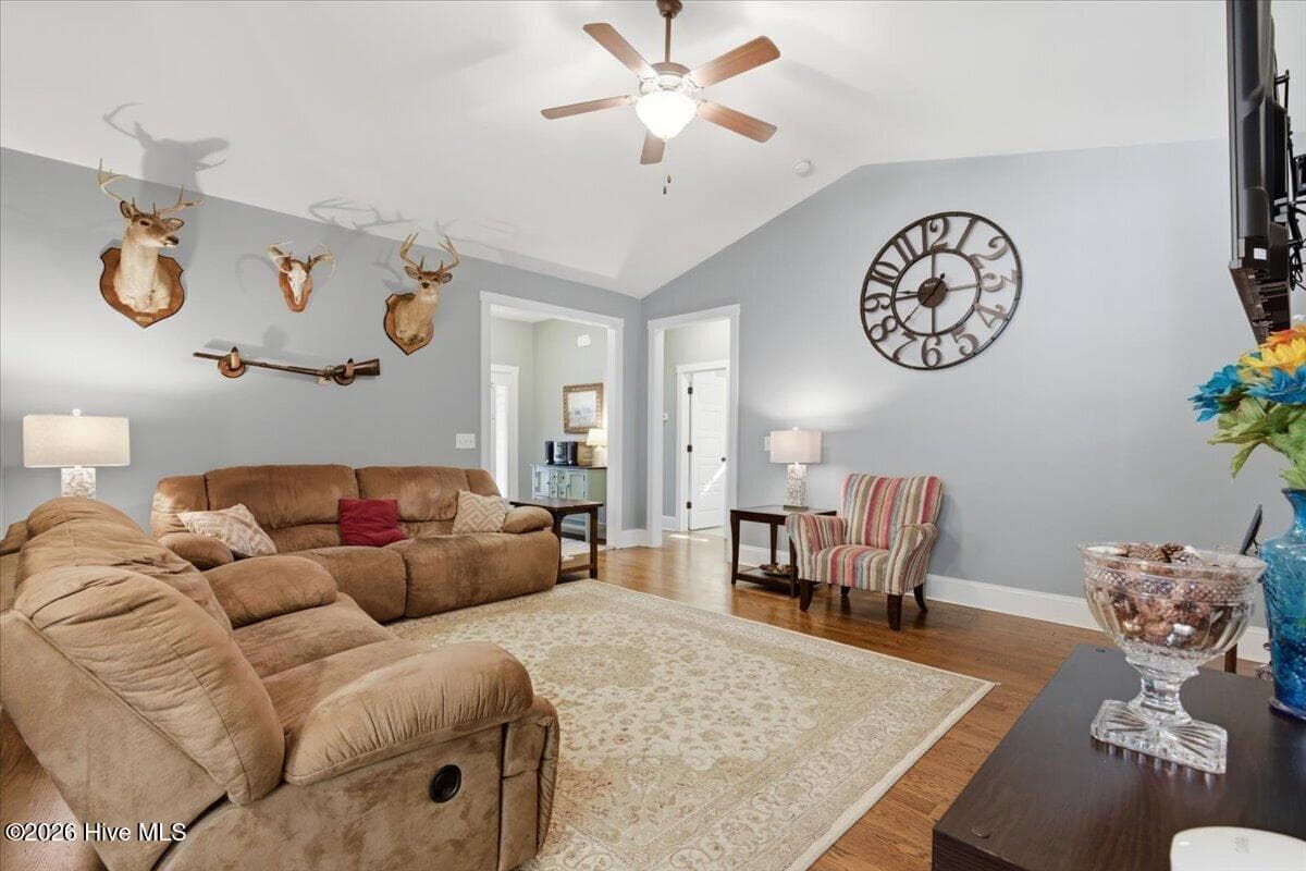 Single Family Residence at 111 W Huckleberry Way, Rocky Point, NC 28457, photo 13 of 52