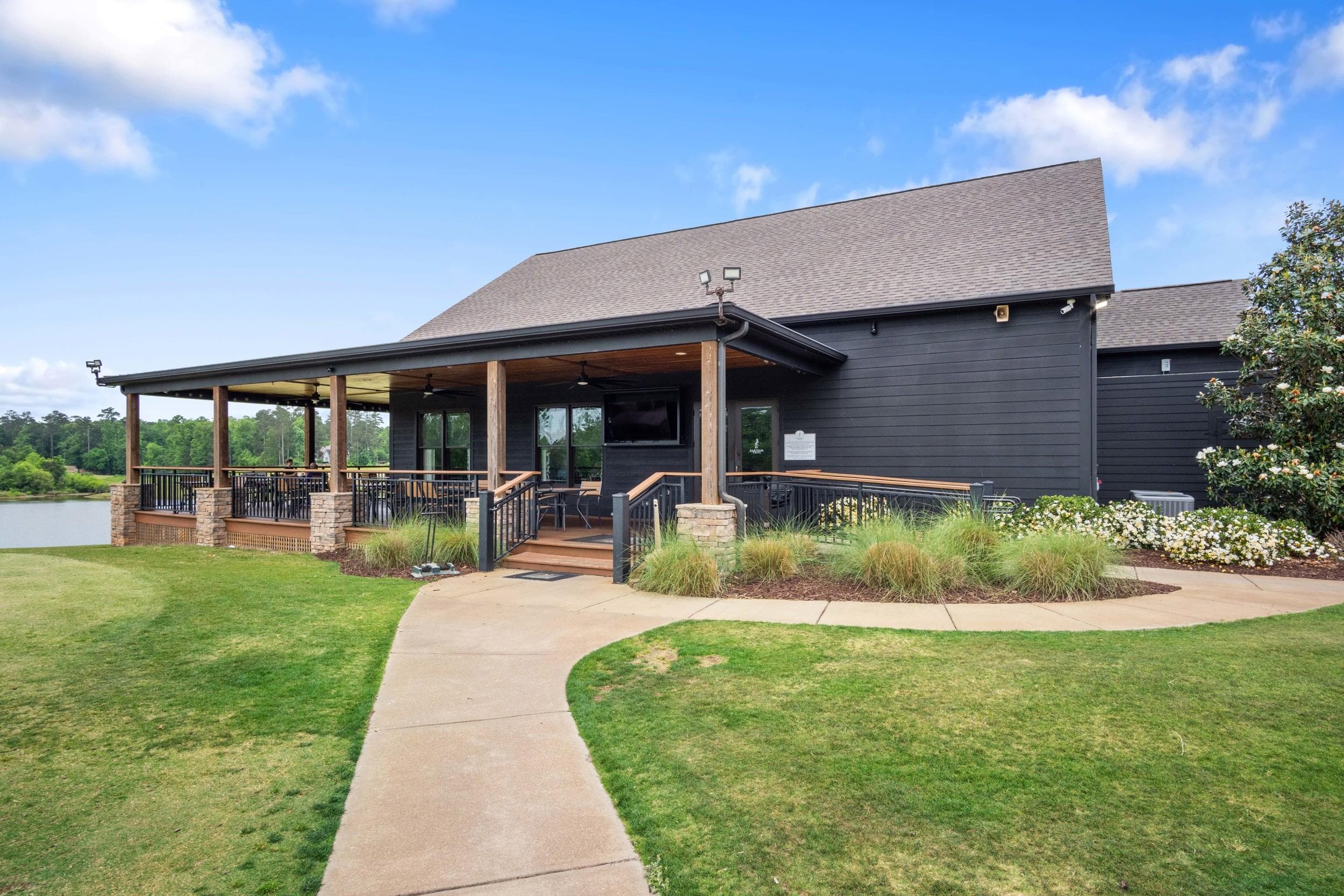Tavern on the Trail - Neighborhood Dining - 4304 Sabal Drive, Evans, GA 30809