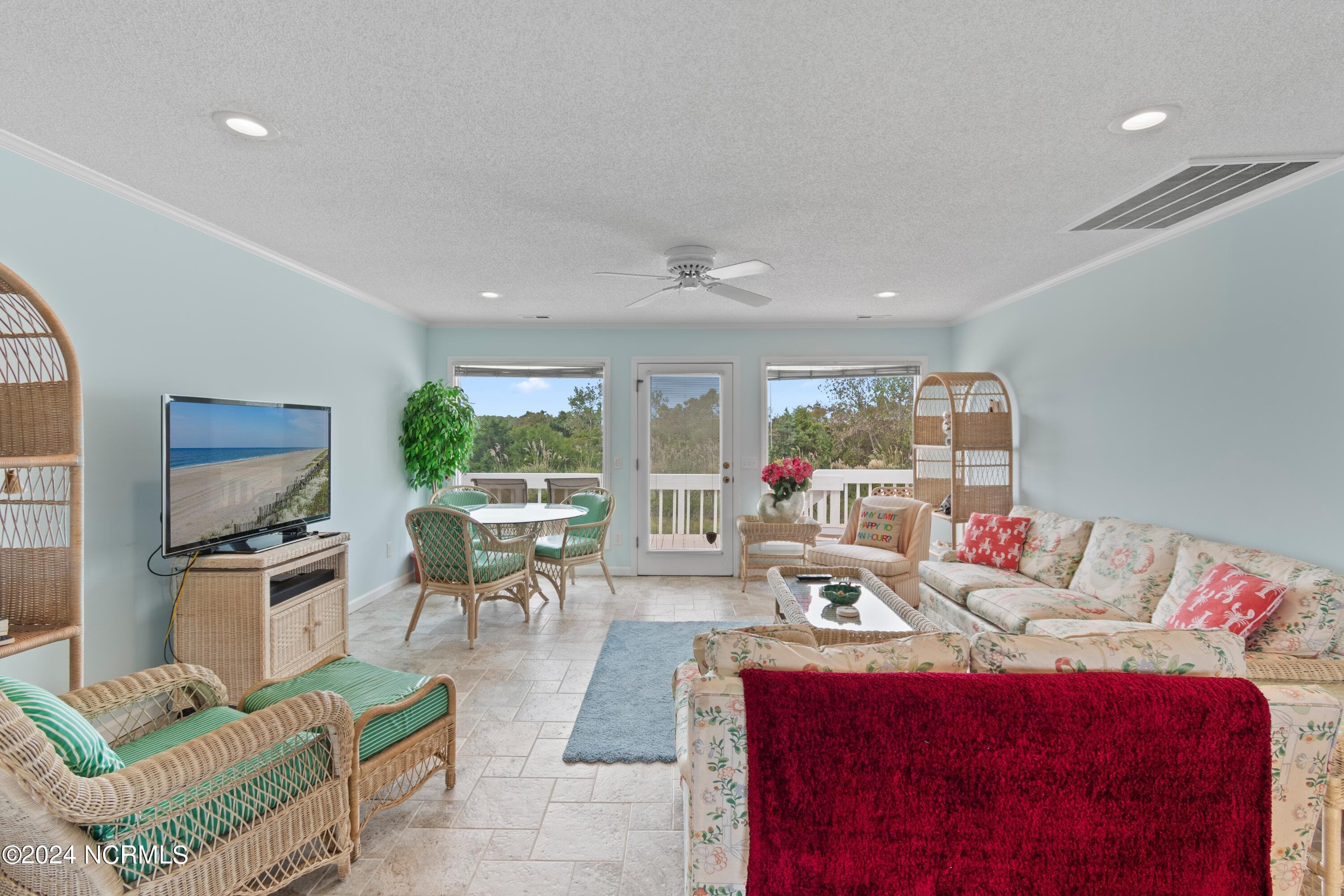 Single Family Residence at 272 Brunswick Avenue W, Holden Beach, NC 28462, photo 5 of 45