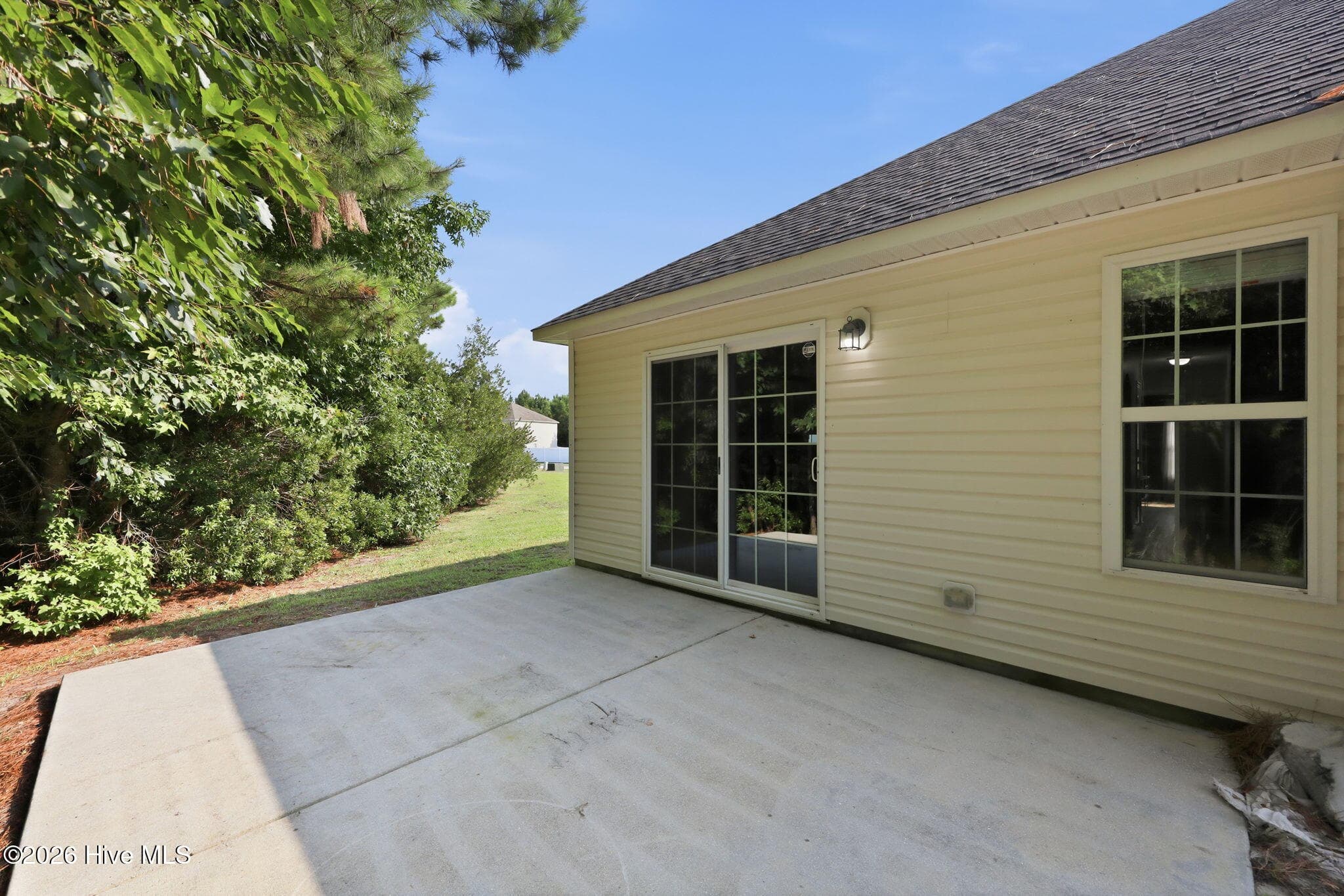 Single Family Residence at 419 Patriots Point Lane, Swansboro, NC 28584, photo 35 of 46