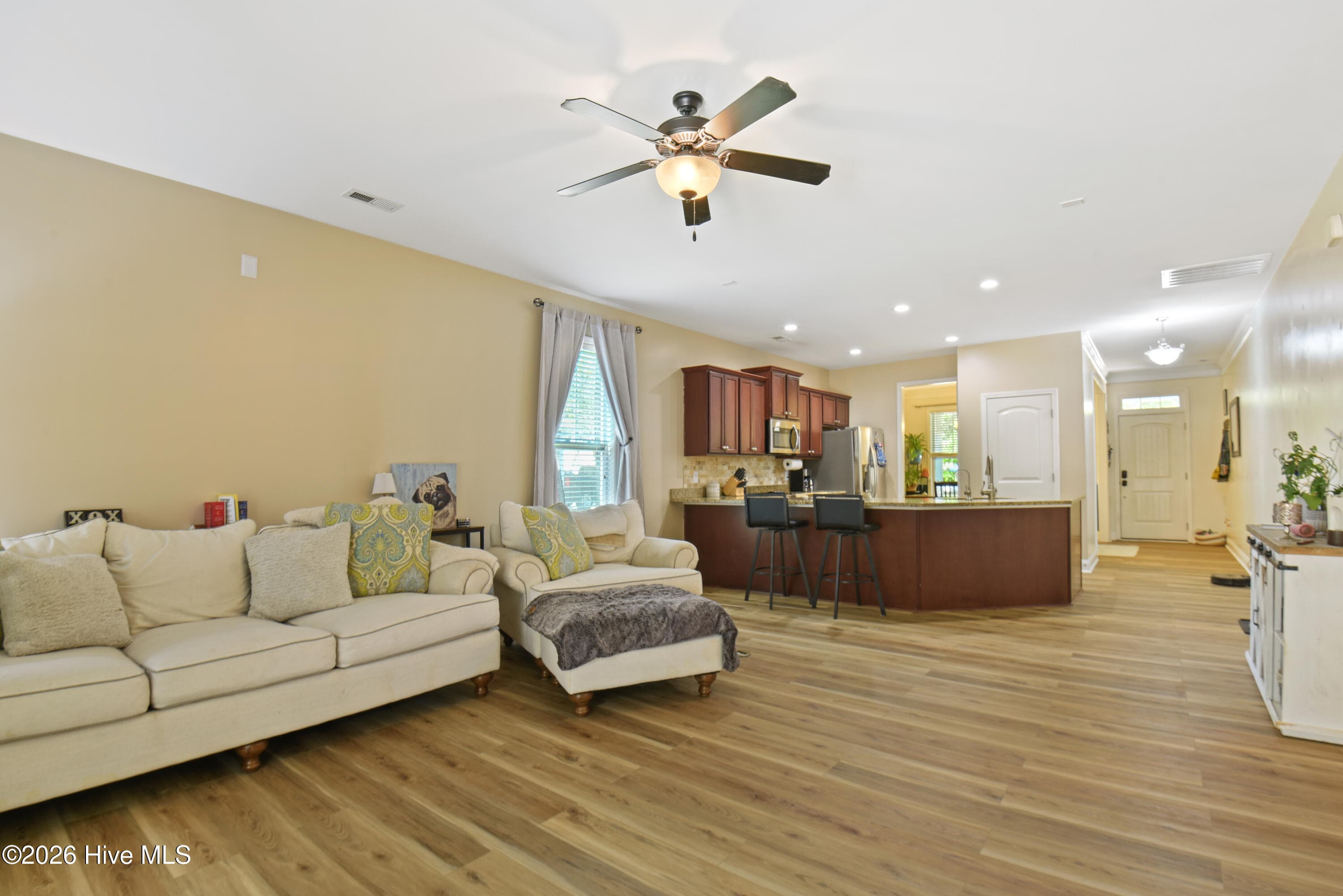 Single Family Residence at 143 Cornel Lane, Hampstead, NC 28443, photo 8 of 38