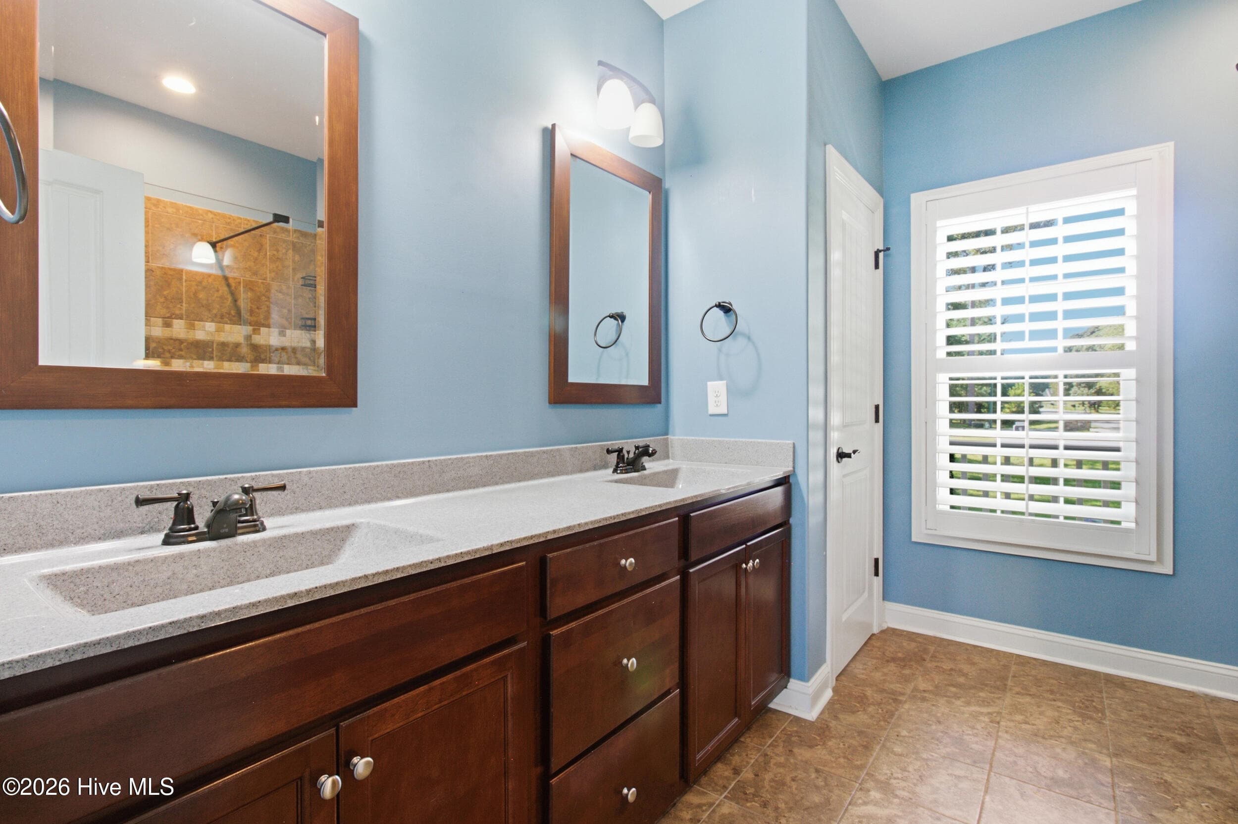 Single Family Residence at 120 Ferret Run Lane, New Bern, NC 28562, photo 23 of 30