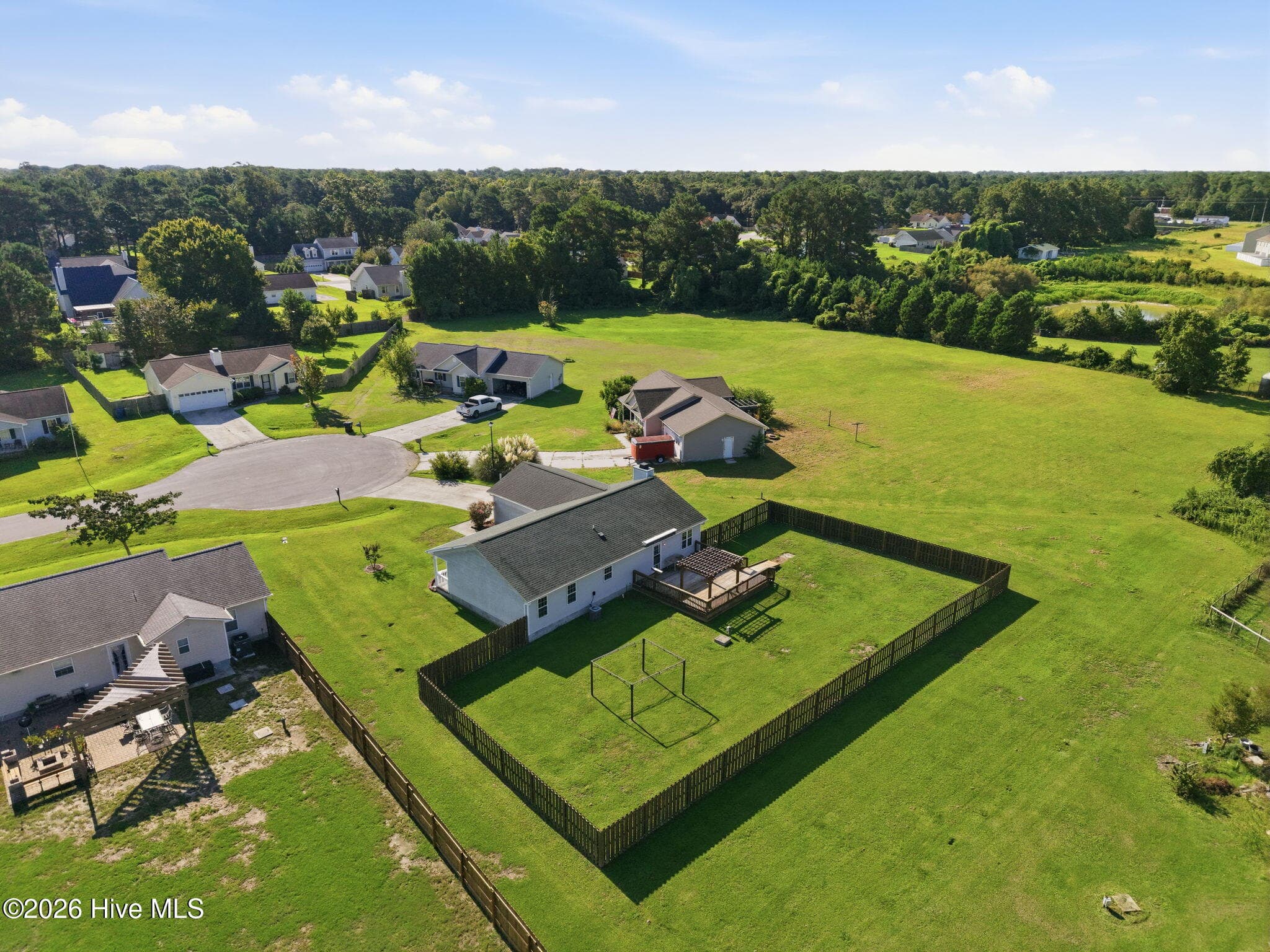 Single Family Residence at 404 S Grazing Court, Sneads Ferry, NC 28460, photo 30 of 31
