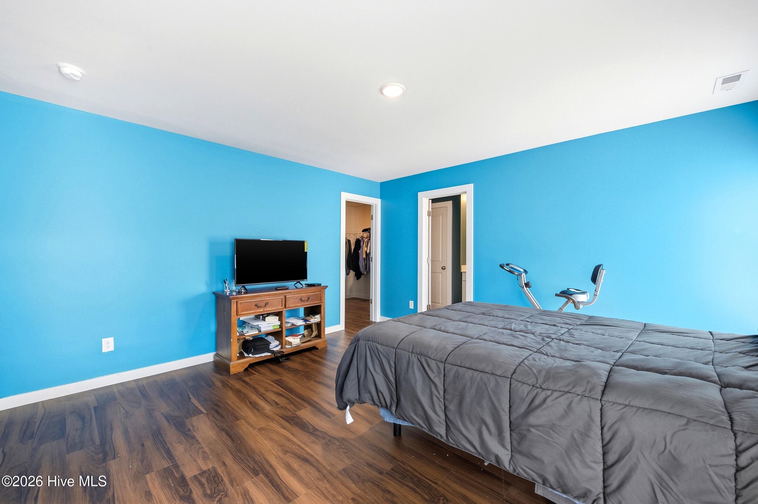 Single Family Residence at 910 Pine Needles Road, Southport, NC 28461, photo 19 of 53