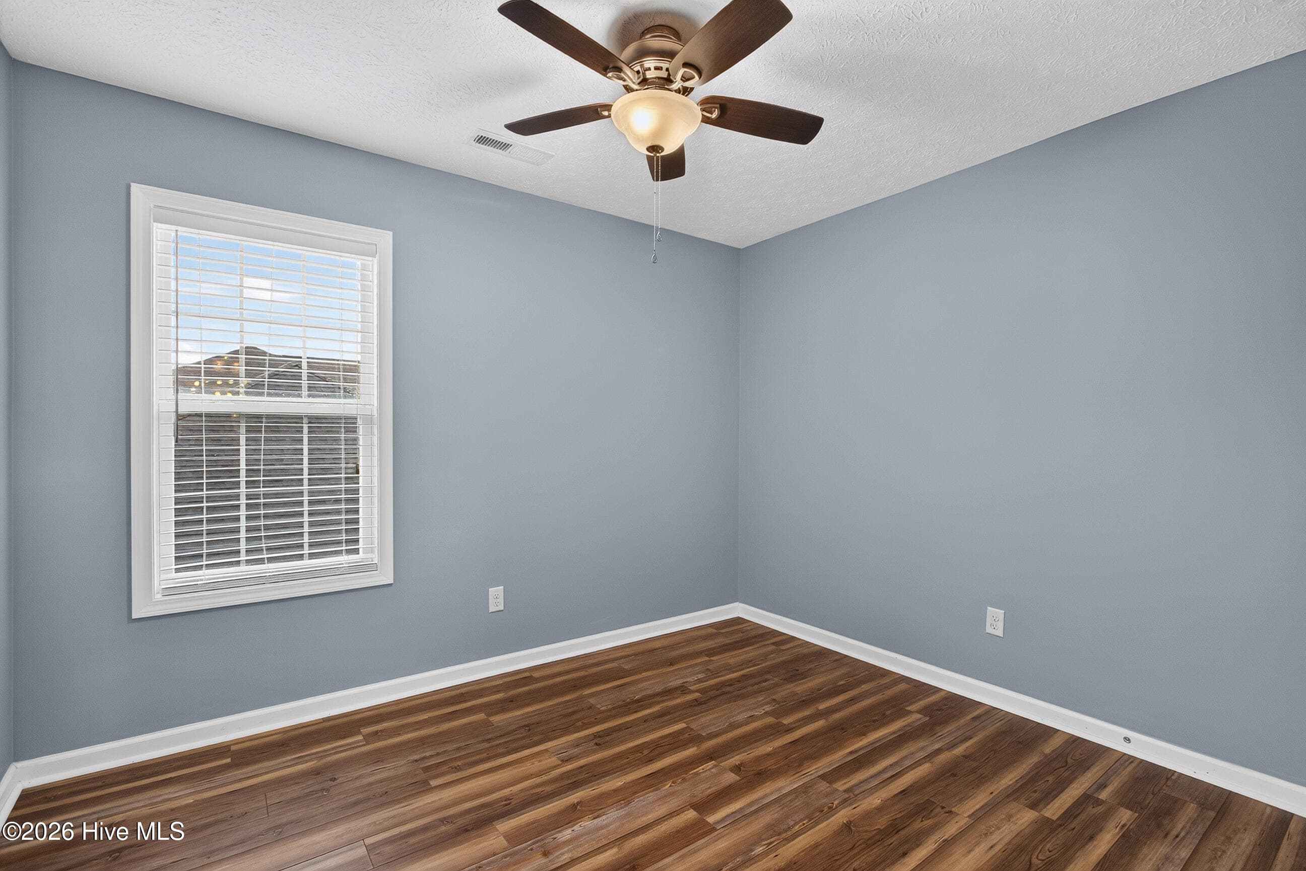 Single Family Residence at 710 Radiant Drive, Jacksonville, NC 28546, photo 33 of 38