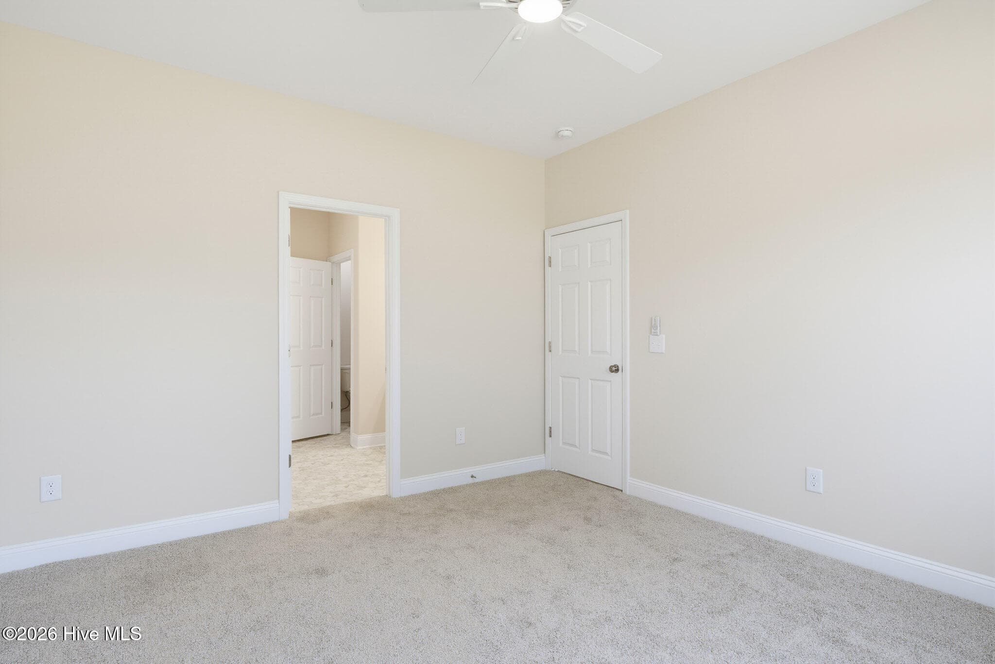 Townhouse at 305 Coastal Reef Court, Holly Ridge, NC 28445, photo 15 of 27
