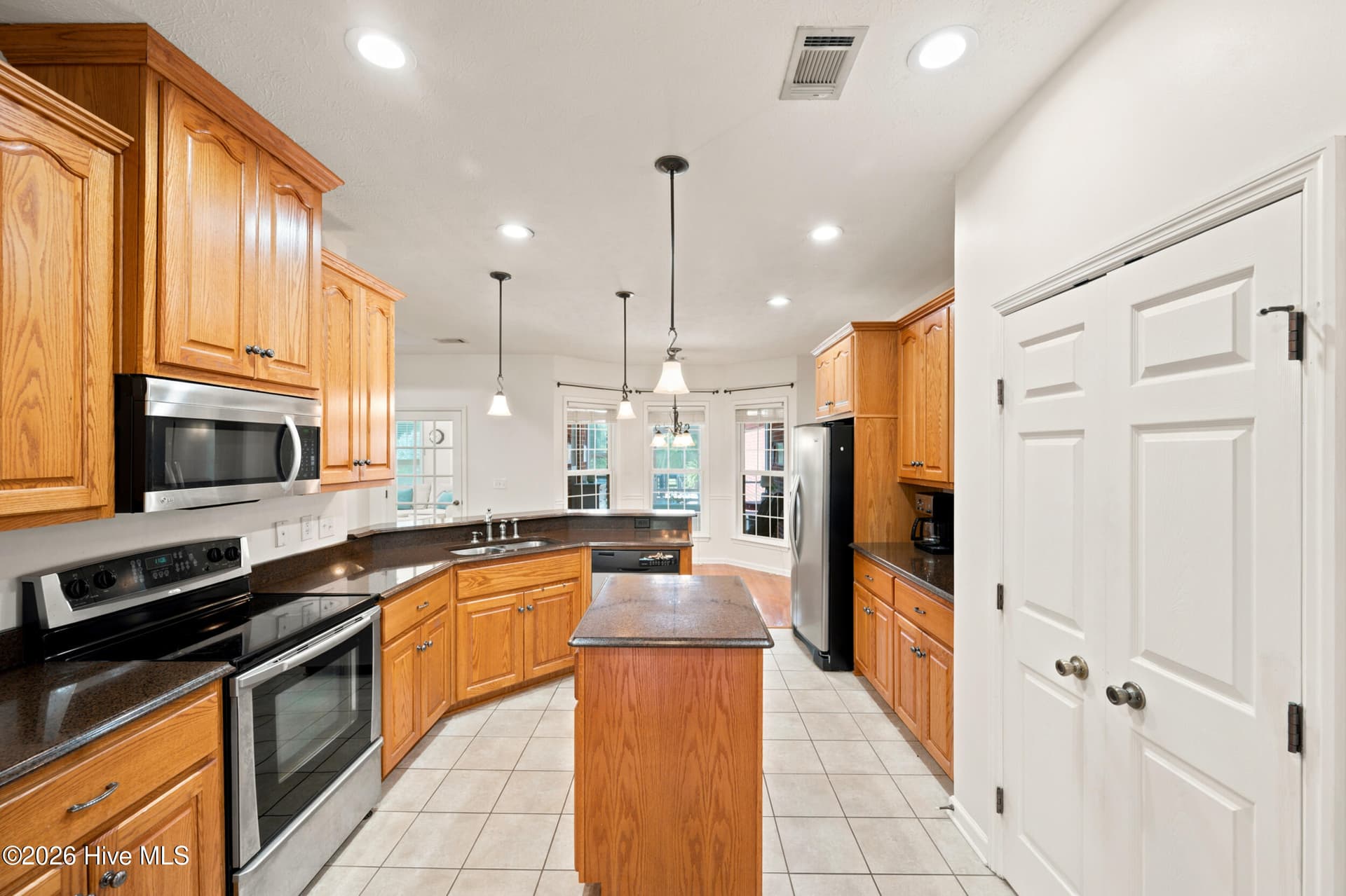 Single Family Residence at 445 Maxwell Road, Aiken, SC 29803, photo 4 of 66