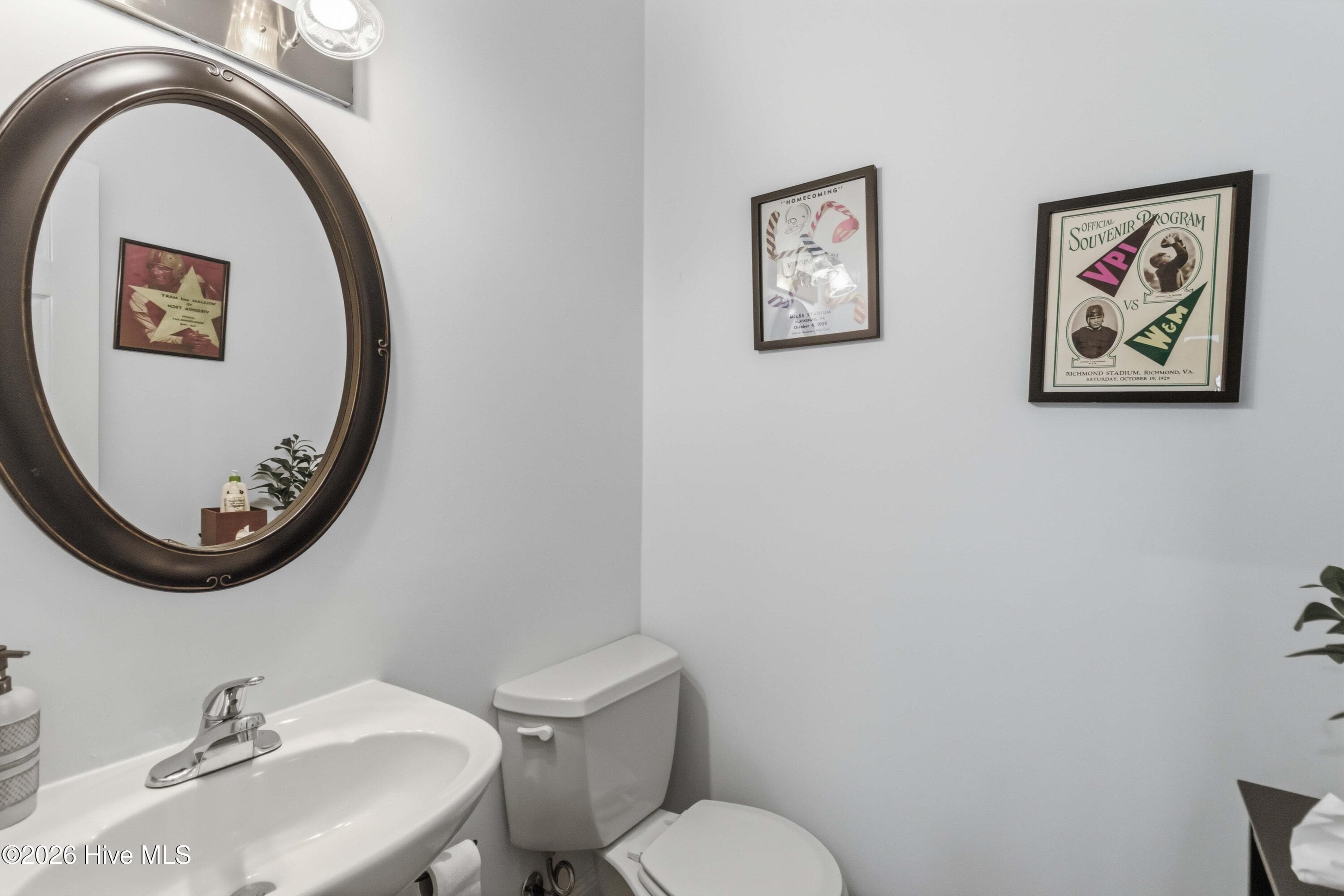 Single Family Residence at 4926 Country Club Drive N, Wilson, NC 27896, photo 19 of 44