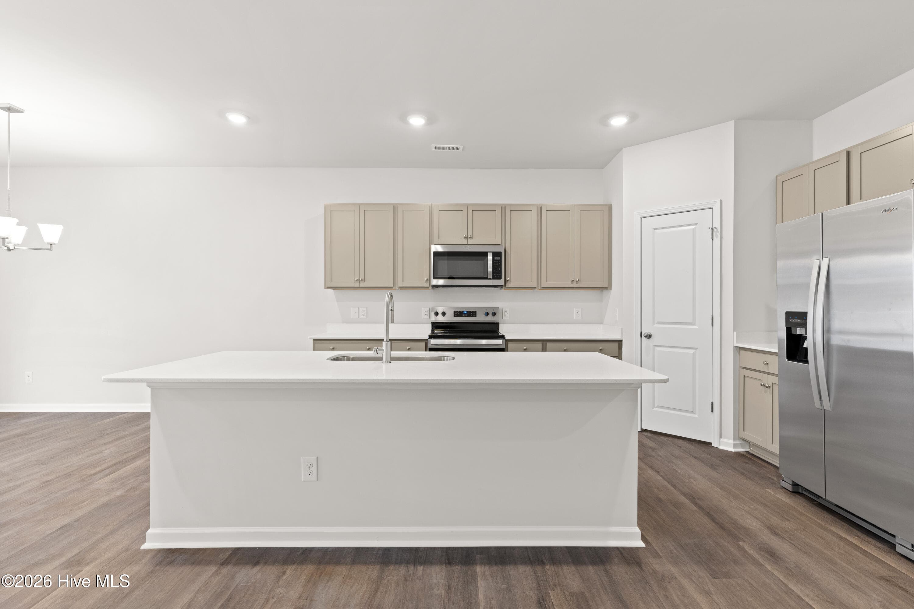 Single Family Residence at 139 N Squires Run, Richlands, NC 28574, photo 20 of 40
