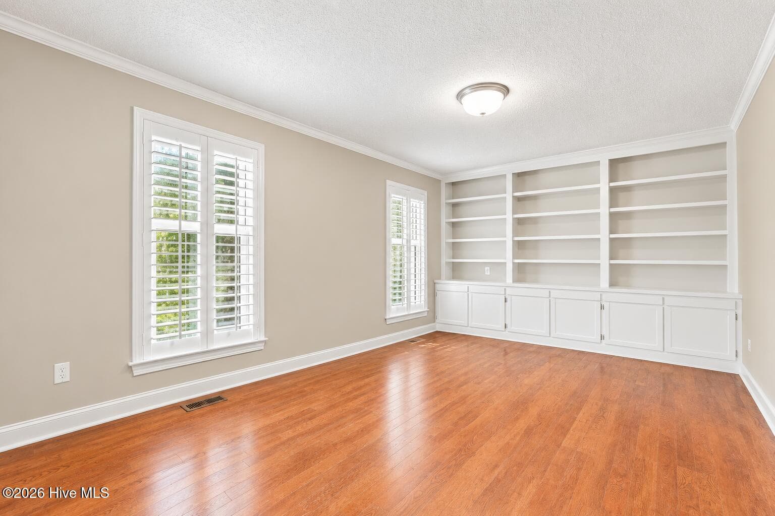 Virtually painted livingroom - 1053 Colleton Way, Trent Woods, NC 28562