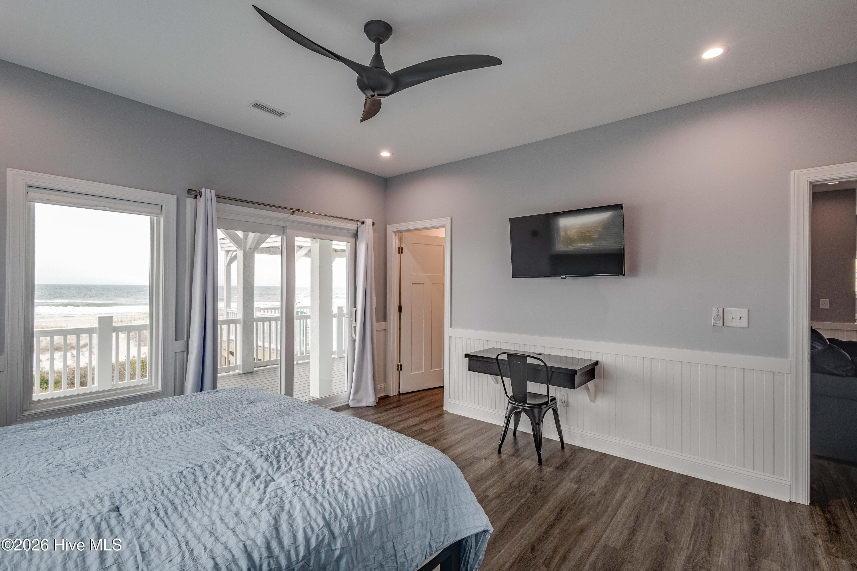 Single Family Residence at 809 N Anderson Boulevard, Topsail Beach, NC 28445, photo 29 of 51
