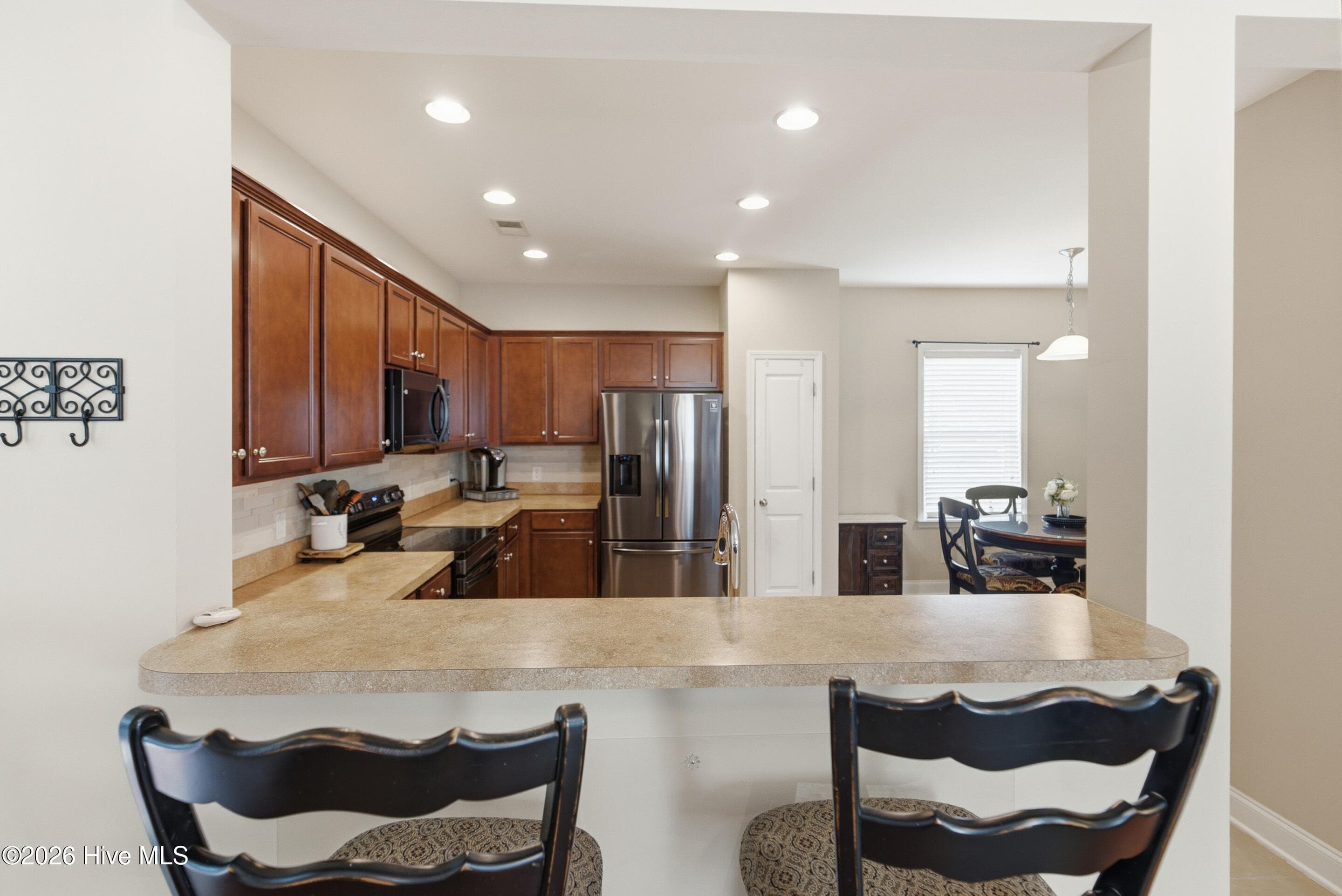 Single Family Residence at 5224 Shipmast Way, Southport, NC 28461, photo 15 of 41