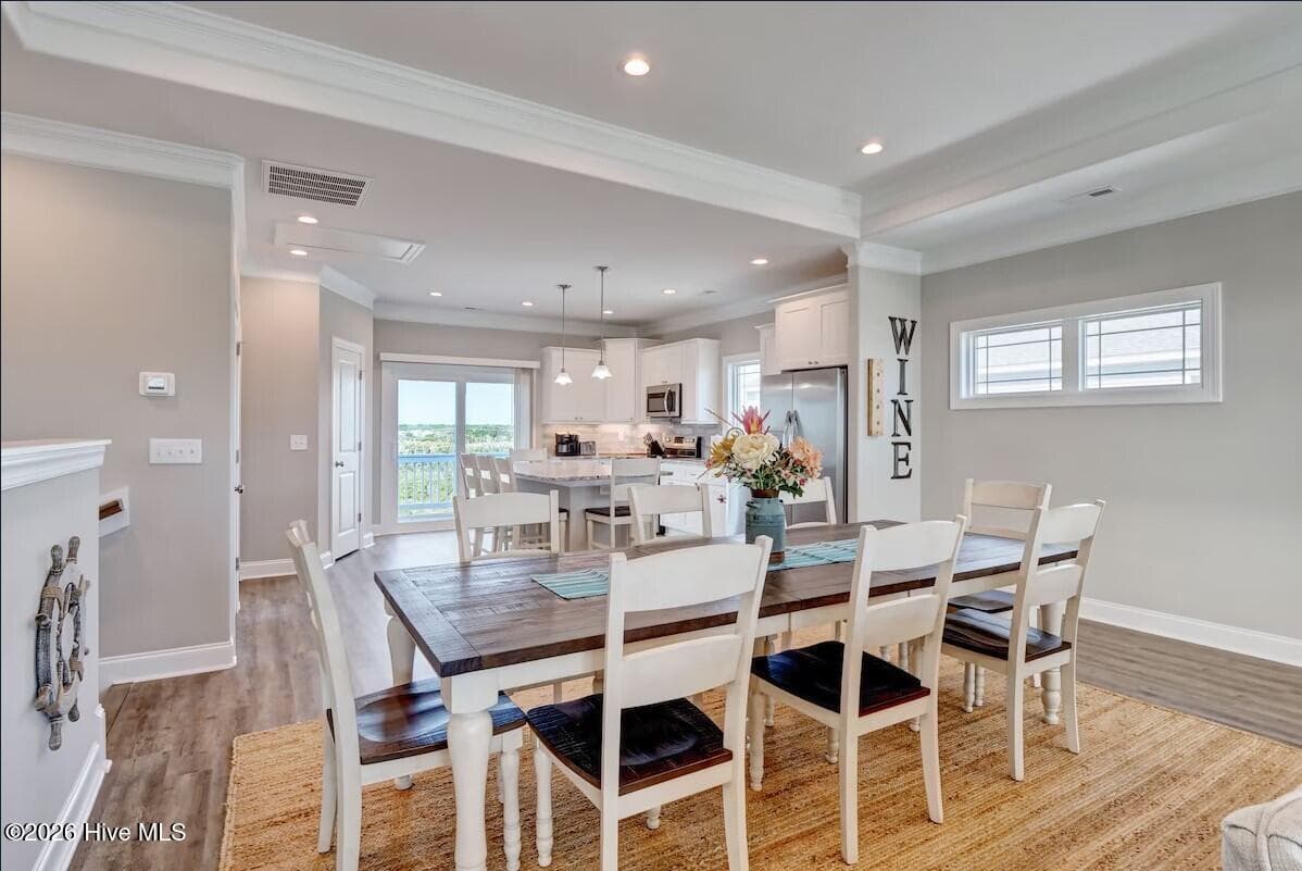 Townhouse at 208 Goldsboro Drive, North Topsail Beach, NC 28460, photo 15 of 74