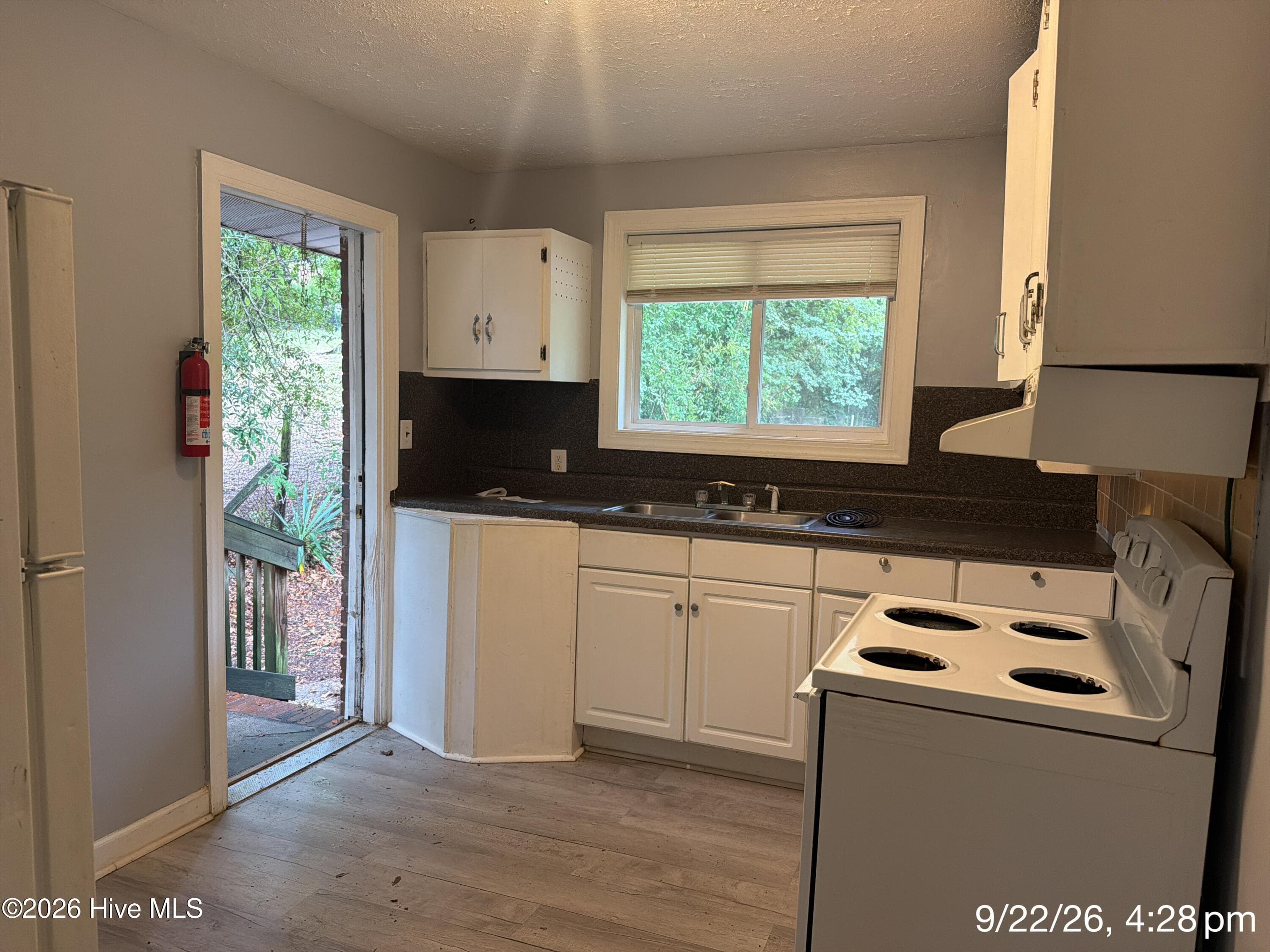 Single Family Residence at 2716 Hazel Street, Augusta, GA 30909, photo 3 of 8