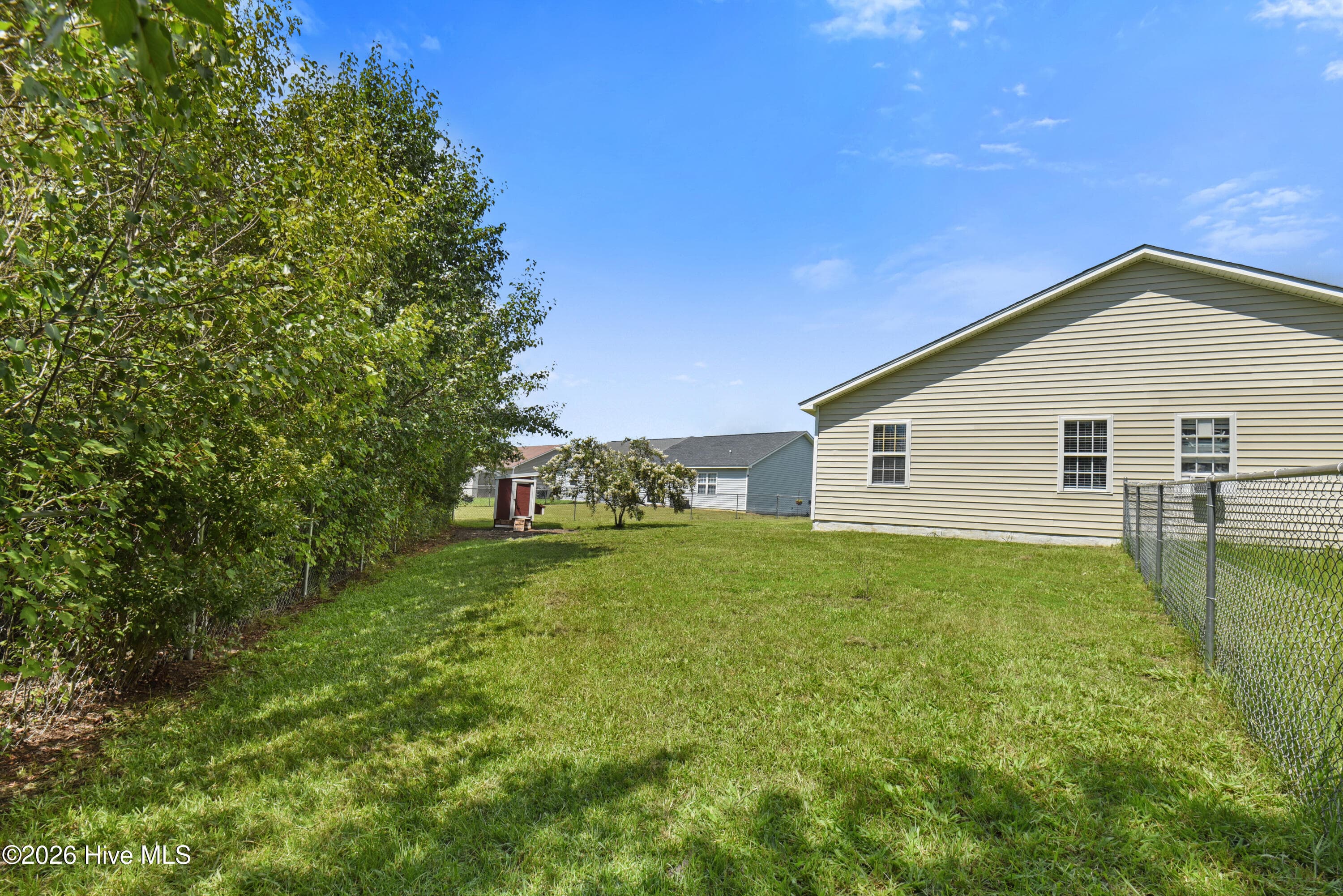 Townhouse at 136 Charlton Road, Hubert, NC 28539, photo 17 of 18