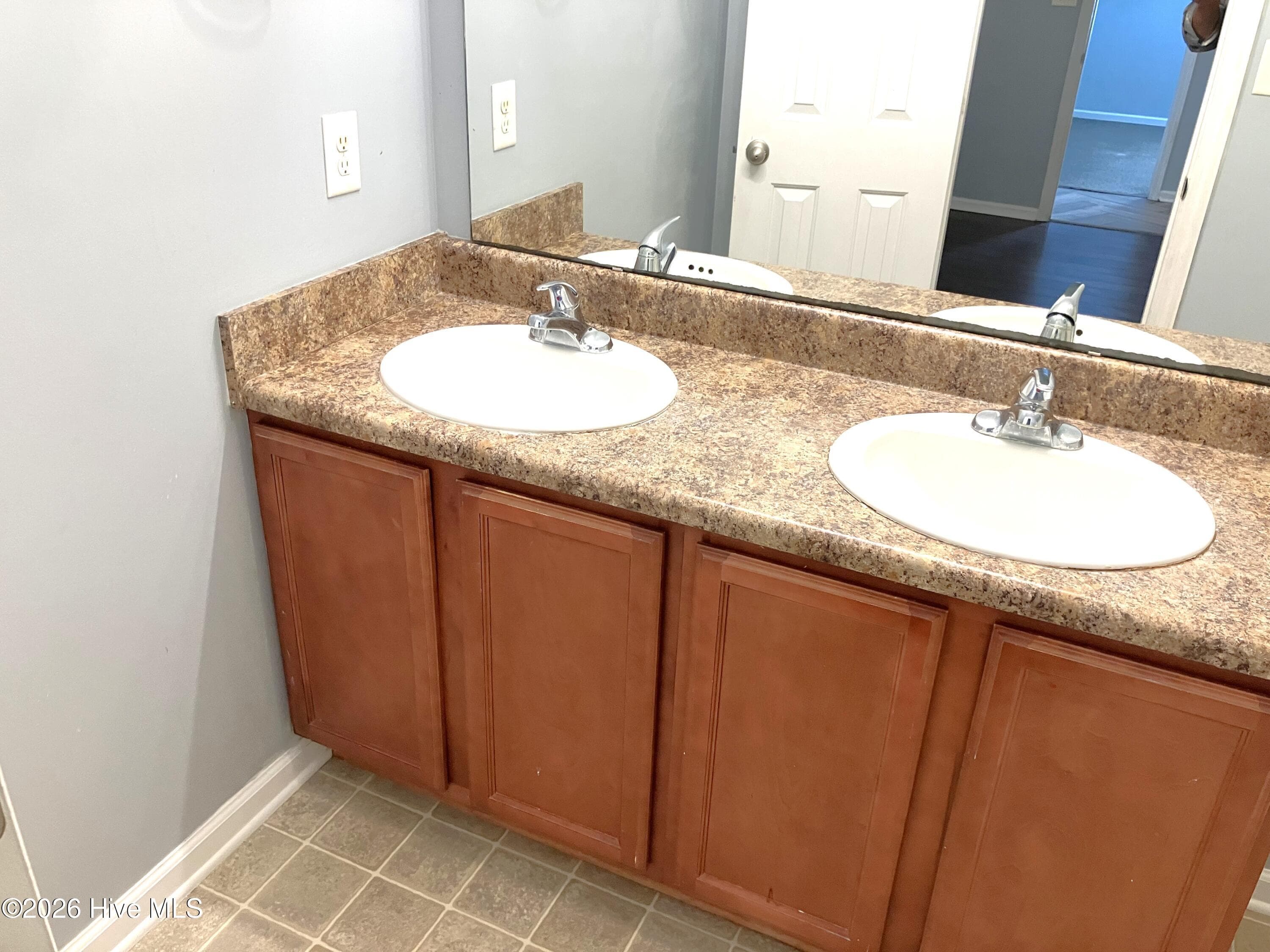 Master Bath - 249 Bishop Drive, Jacksonville, NC 28540