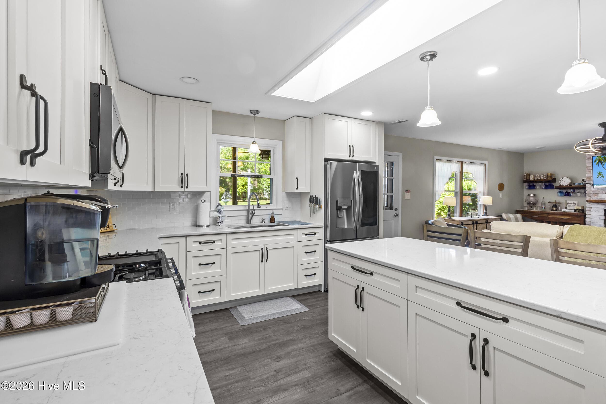 Single Family Residence at 312 Rockledge Road, New Bern, NC 28562, photo 12 of 48