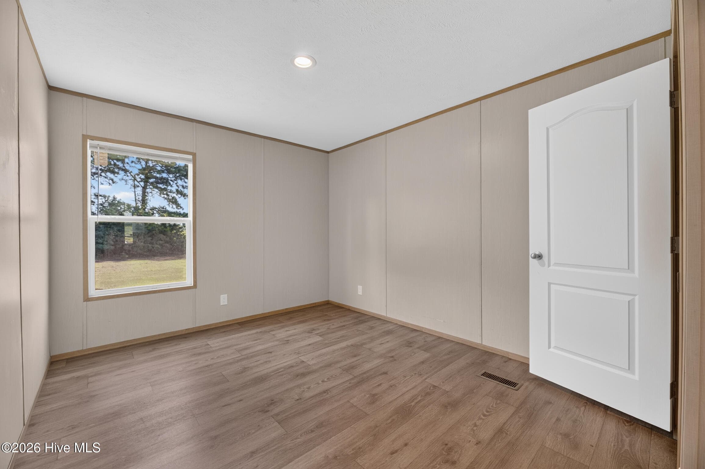 Manufactured Home at 1978 E Hanrahan Road, Ayden, NC 28513, photo 43 of 46