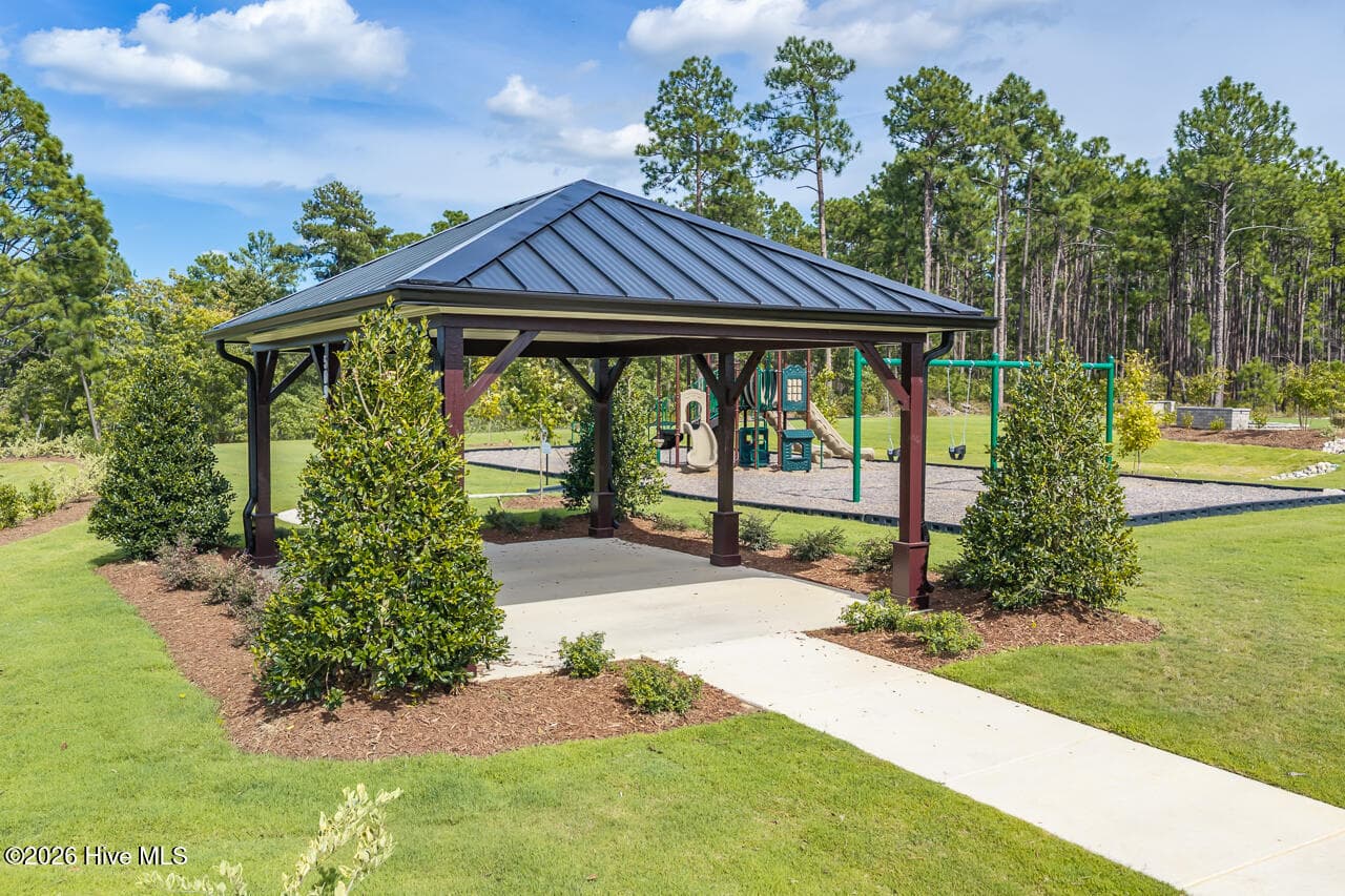 Single Family Residence at 315 Queensferry Lane, Aberdeen, NC 28315, photo 59 of 63