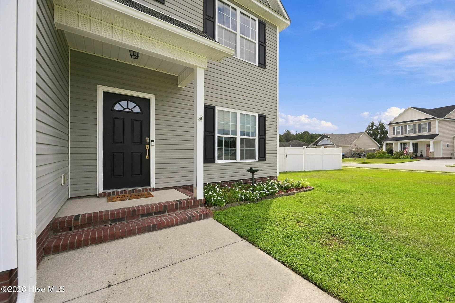 Single Family Residence at 113 Borough Nest Drive, Swansboro, NC 28584, photo 4 of 49