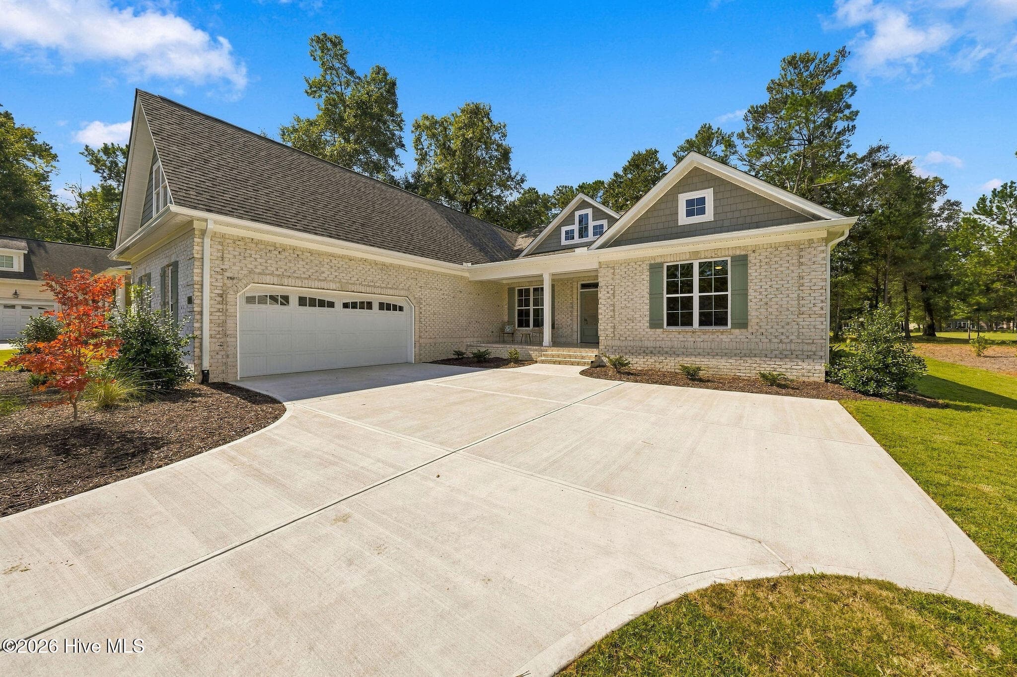 Single Family Residence at 212 E Winding Way, Wallace, NC 28466, photo 5 of 106