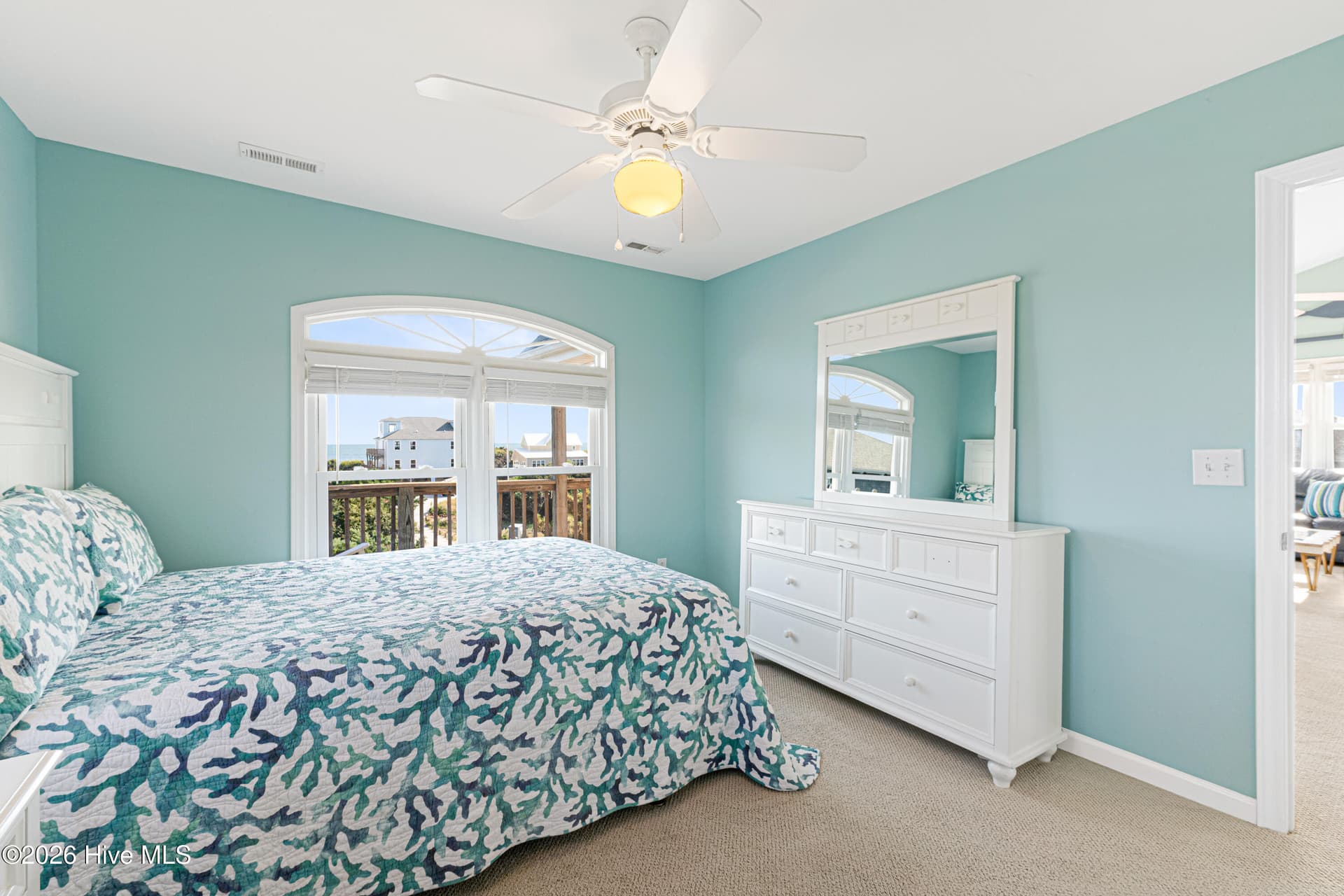 Single Family Residence at 118 Heverly Drive, Emerald Isle, NC 28594, photo 21 of 61
