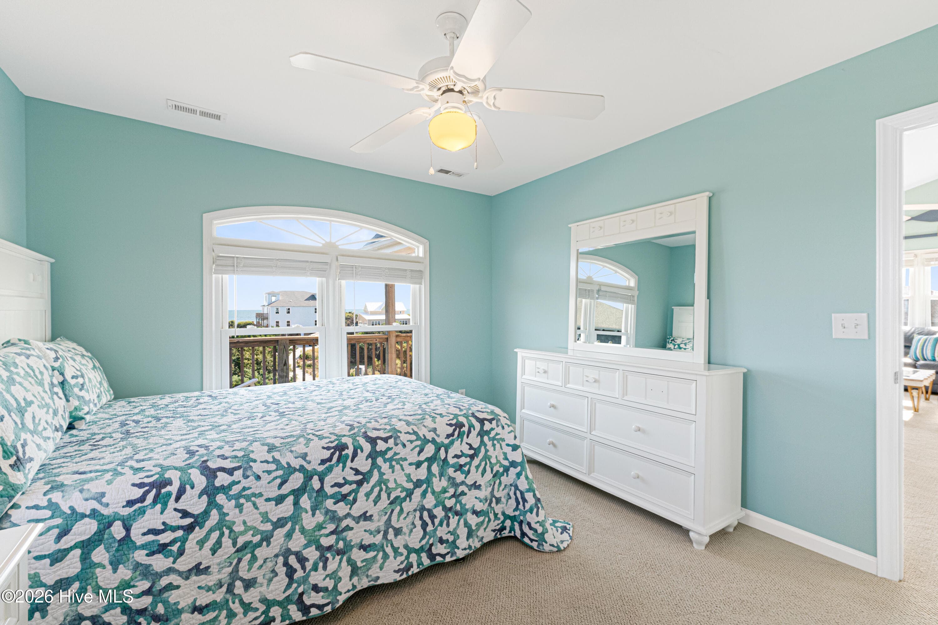 Single Family Residence at 118 Heverly Drive, Emerald Isle, NC 28594, photo 21 of 61